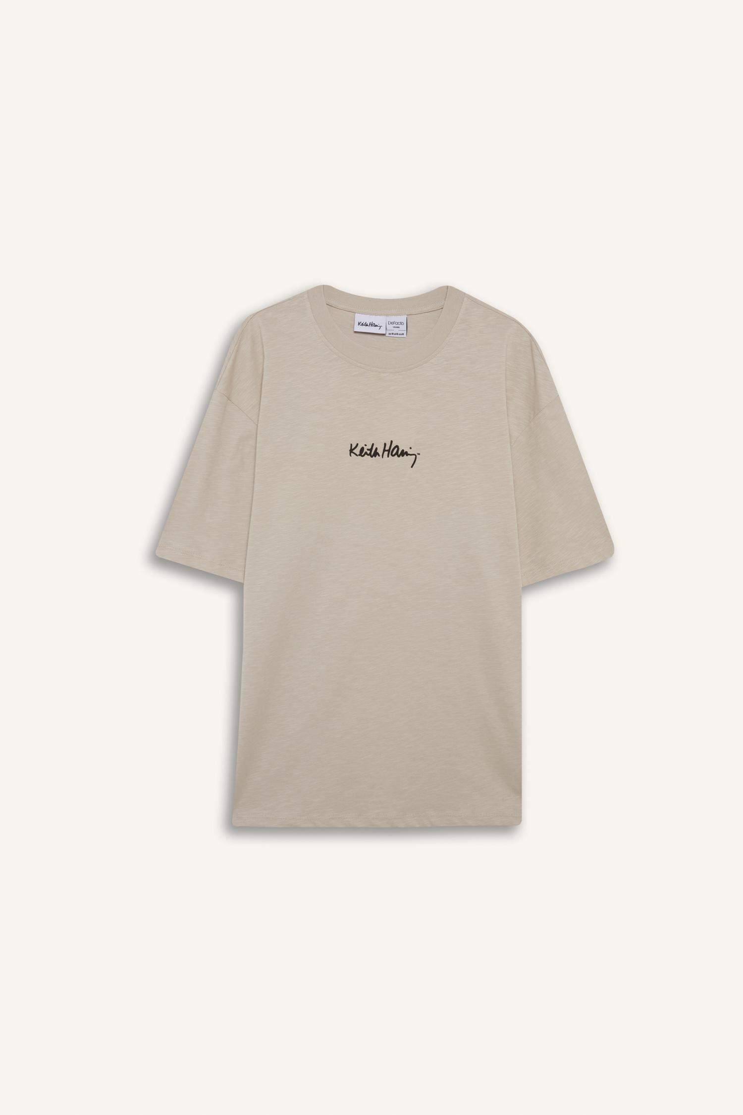 تيشيرت نص ردن قصة مريحة بياخة مستديرة بطبعة شعار من كيث هارينج