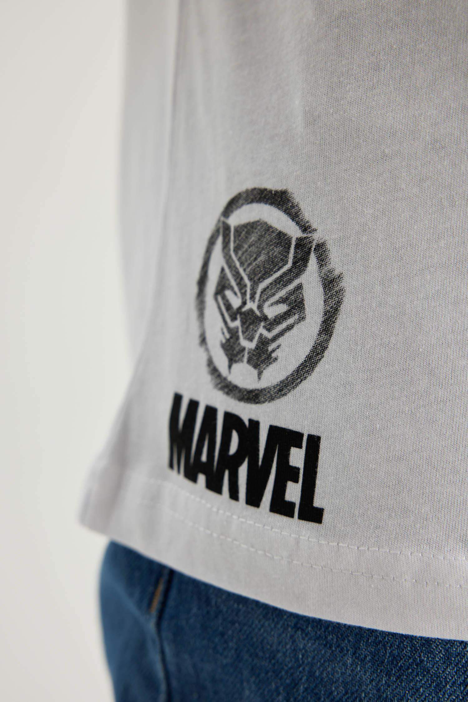 Marvel Avengers Лицензиялық дөңгелек жаға үлкен Қысқа жеңді футболка