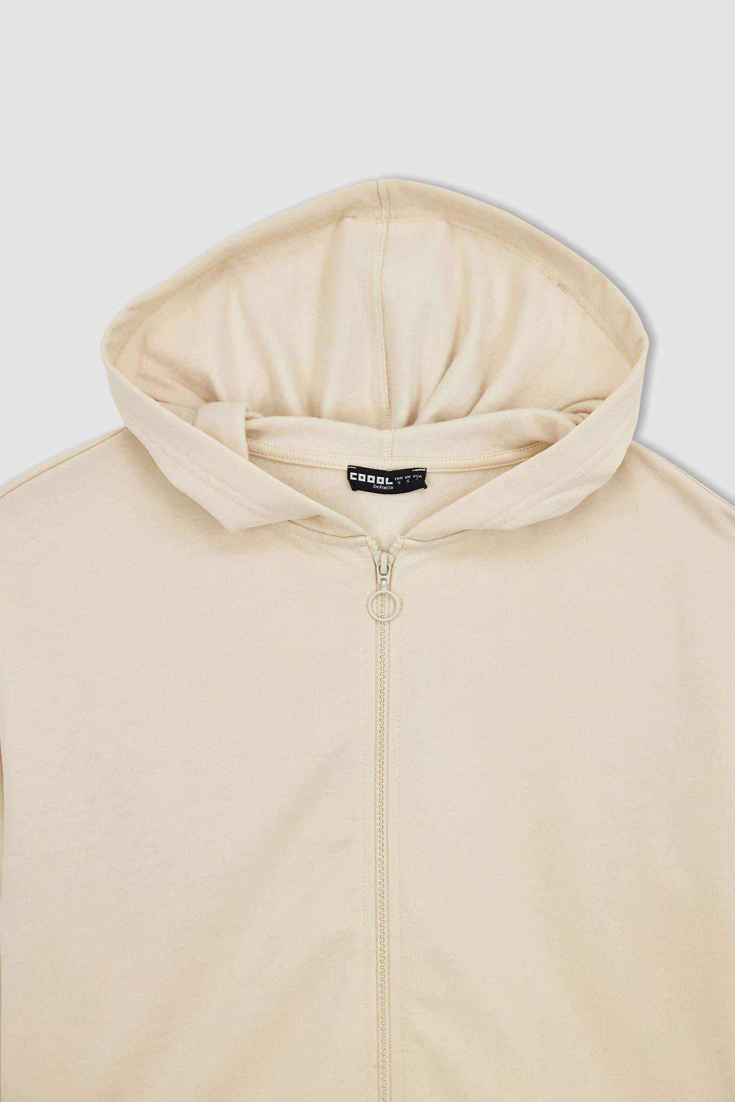 سويت شيرت بيزك خفيف قصة عادية بكابيشون