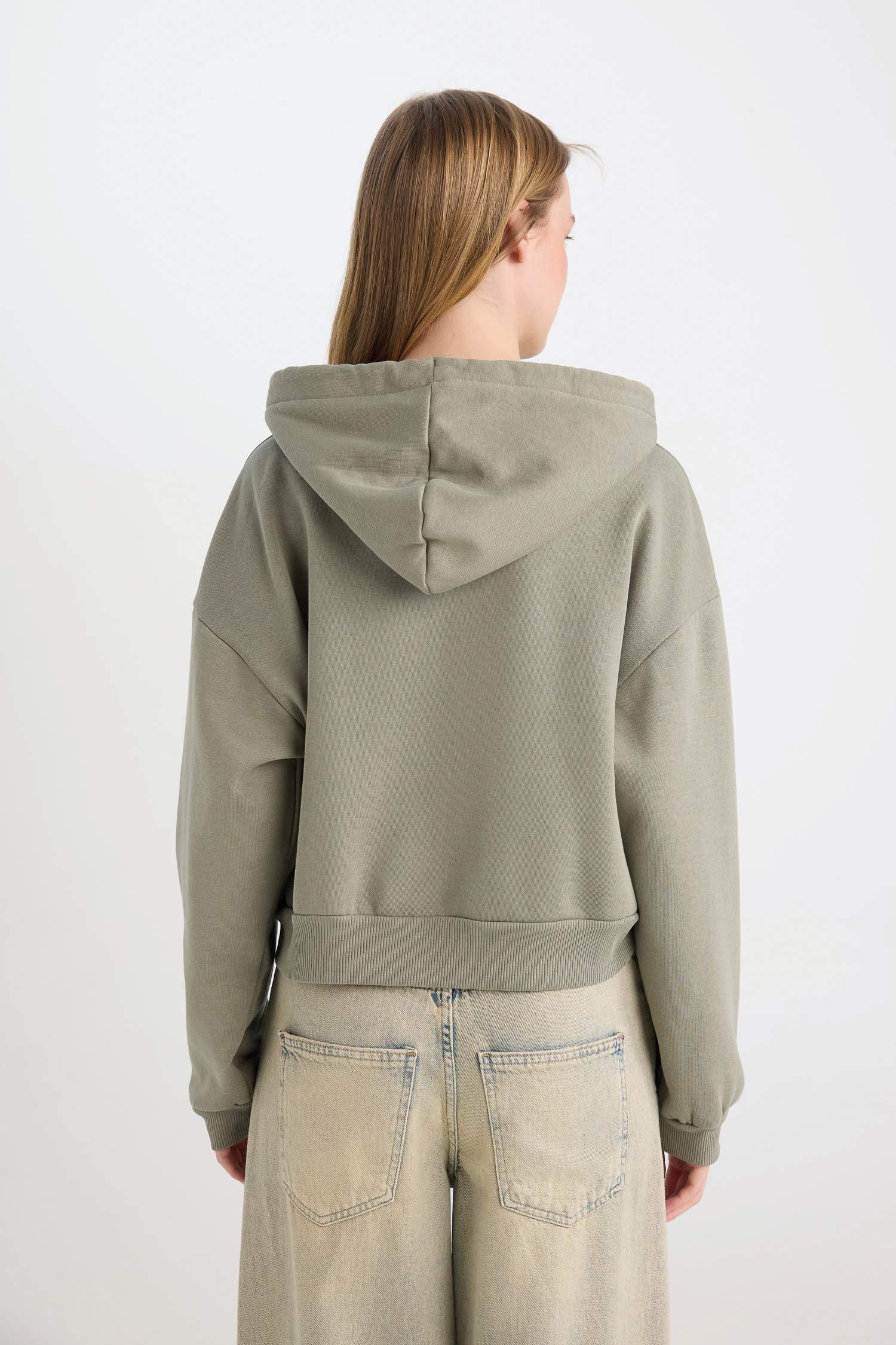 Standart Fit Kapüşonlu Basic Düz Kanguru Cepli Fermuarlı Sweatshirt