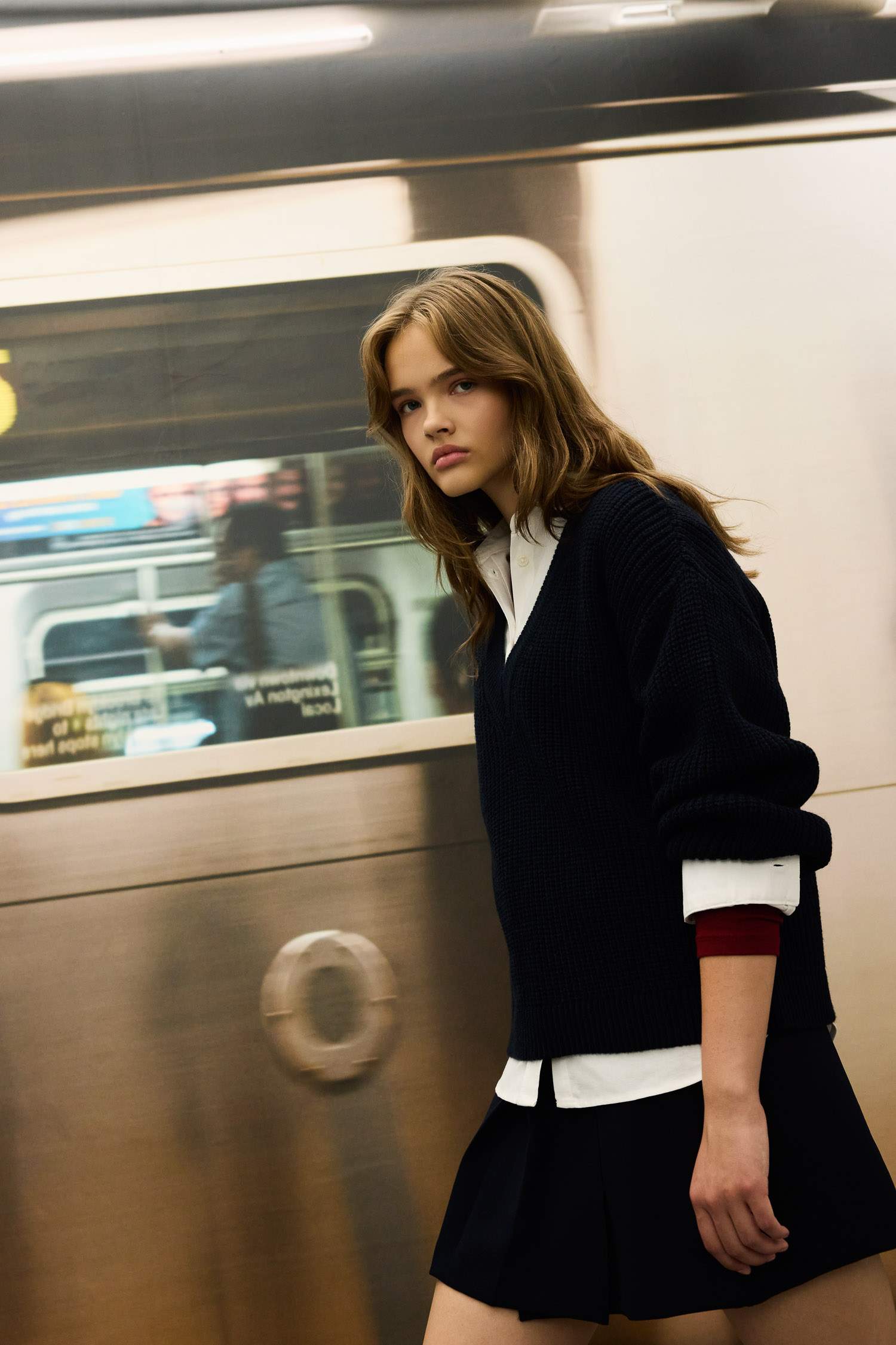 Oversize Geniş Kalıp V Yaka Triko Kazak