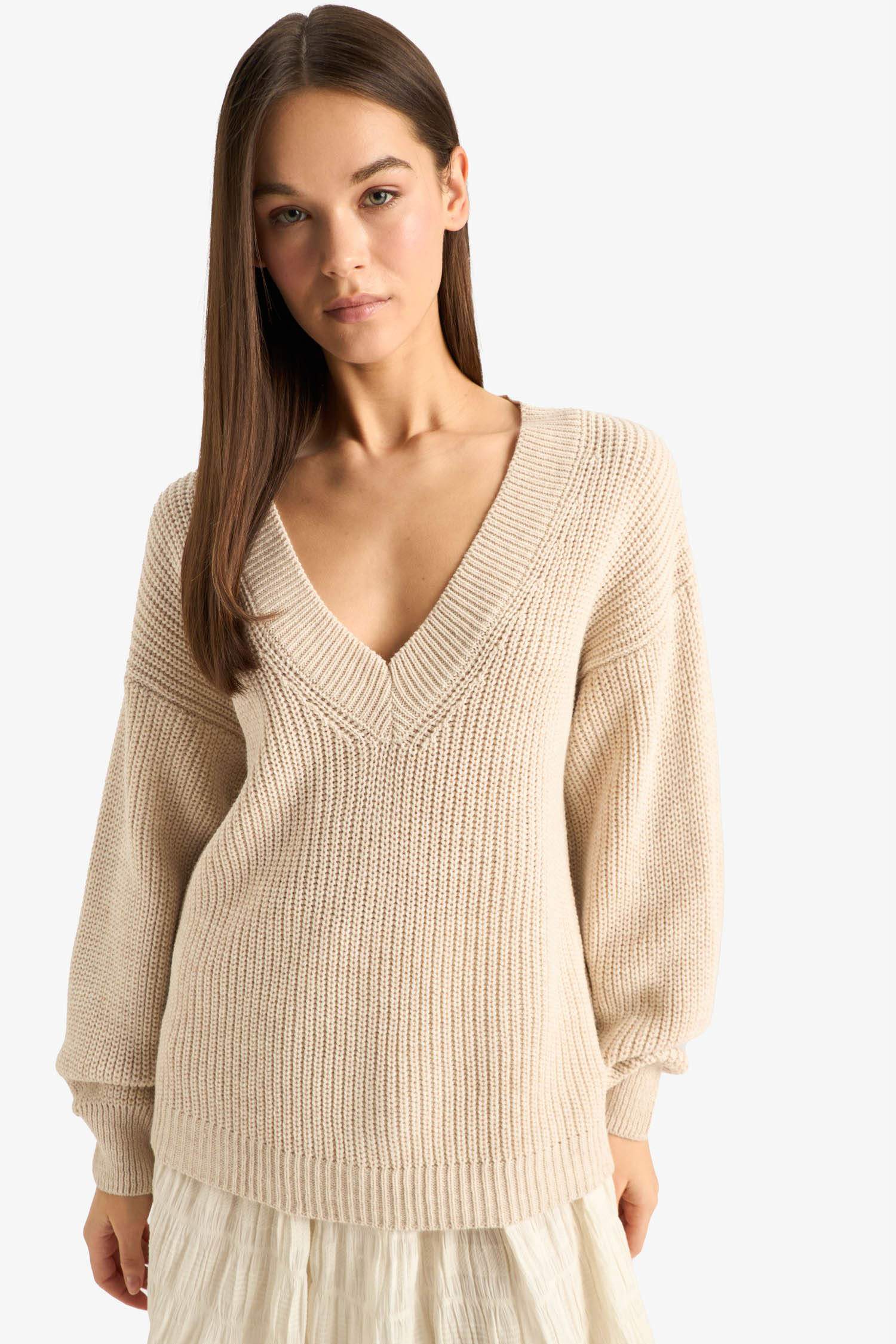 Oversize Fit V-Neck Knit Pullover
