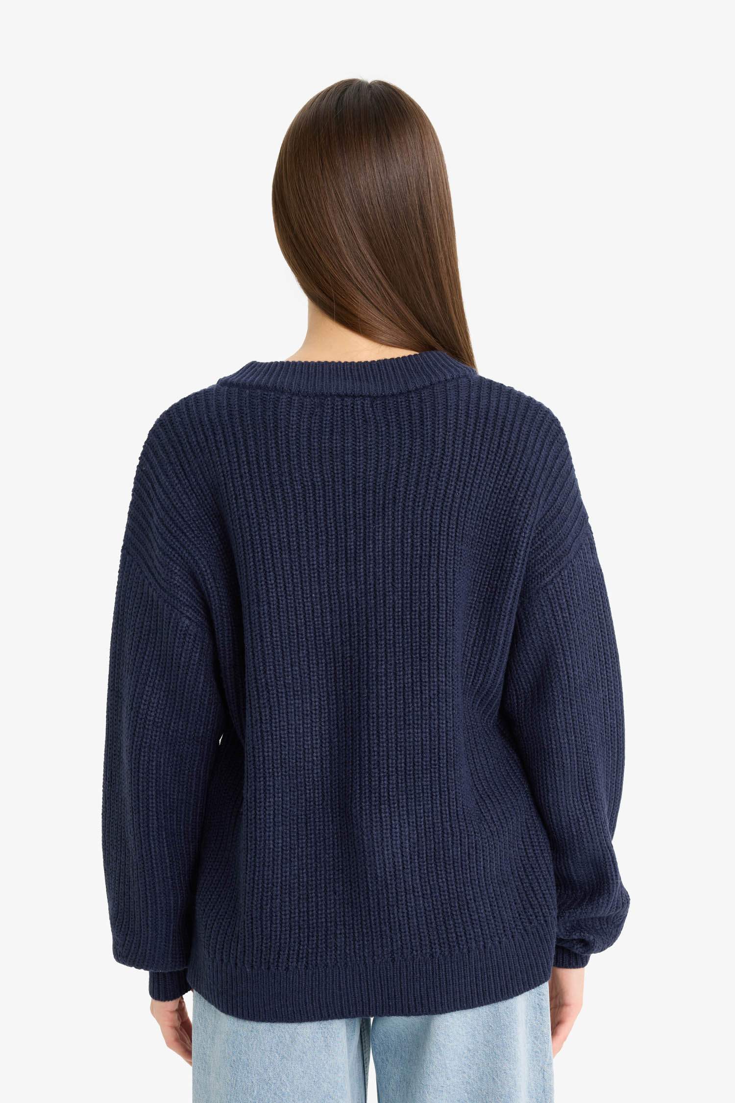 بلوز تريكو اوفر سايز بياخة مستديرة