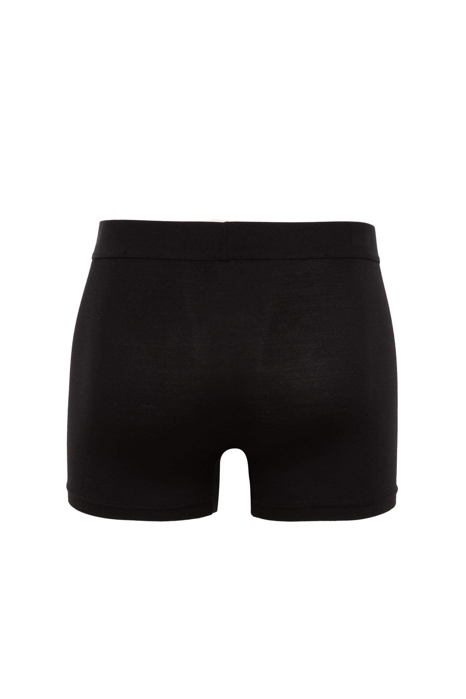 بوكسر بريميوم قصة عادية