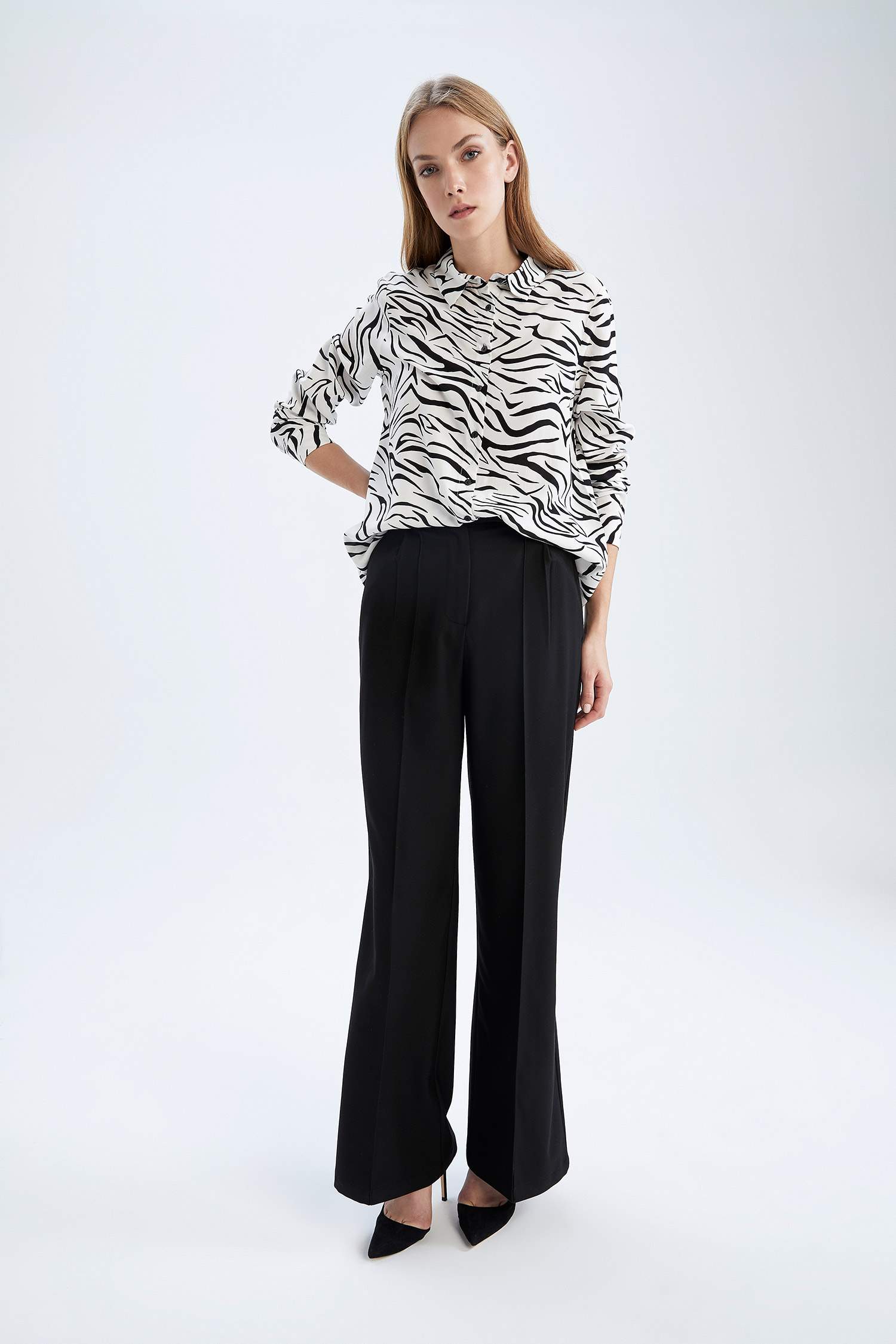 Regular Fit High Waist Wide Leg Trousers