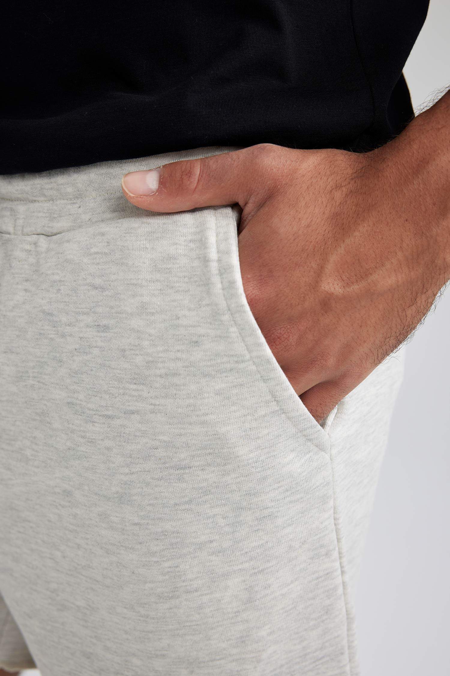 شورت سليم فيت