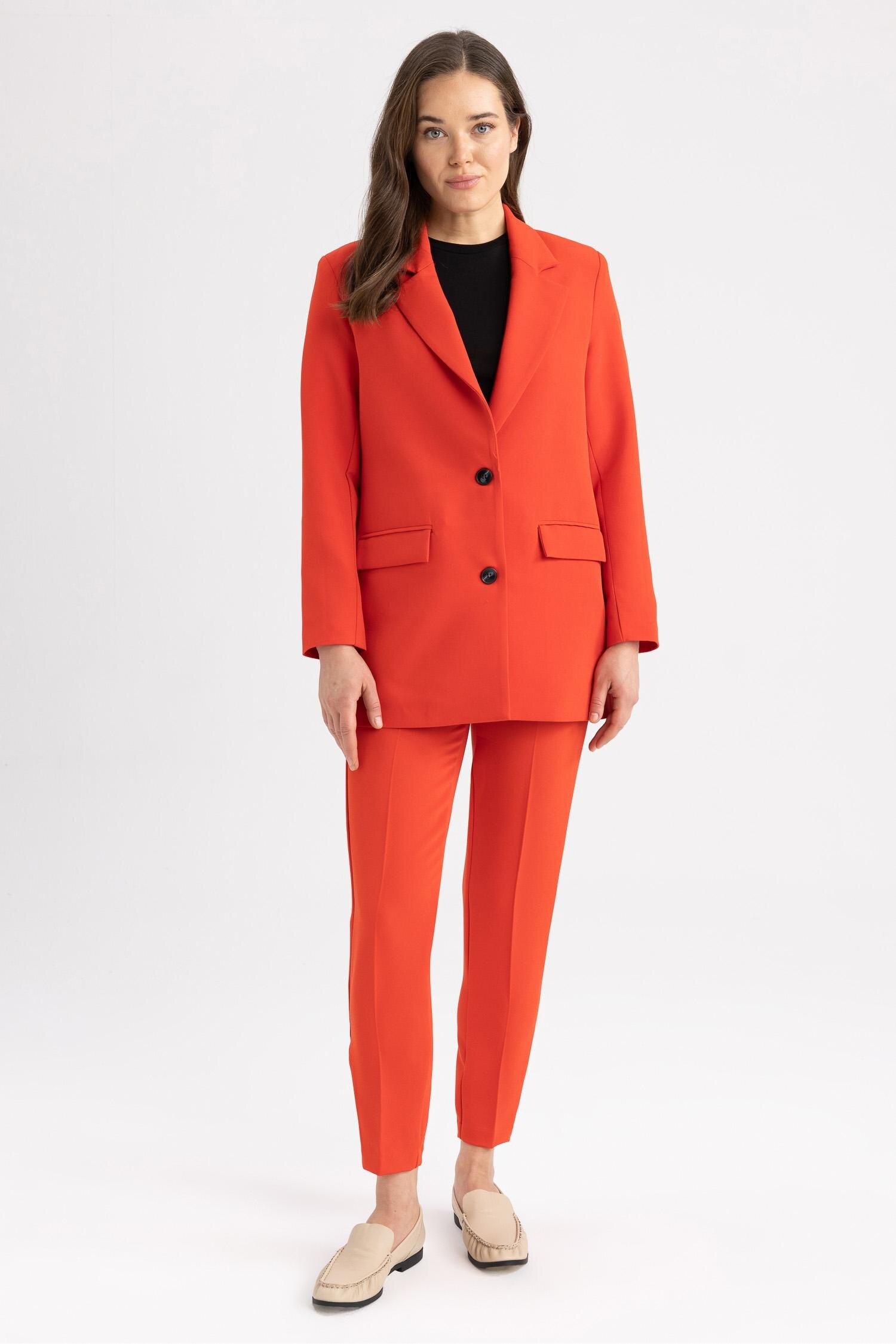 Red Woman Carrot Fit Pants 2744804 | DeFacto