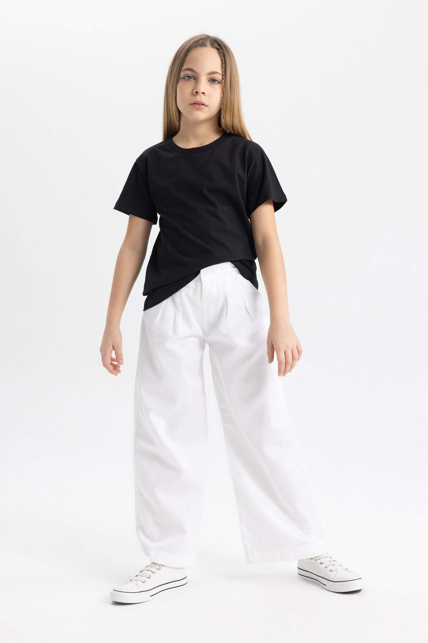 Kız Çocuk Bisiklet Yaka Basic Düz Kısa Kollu Tişört