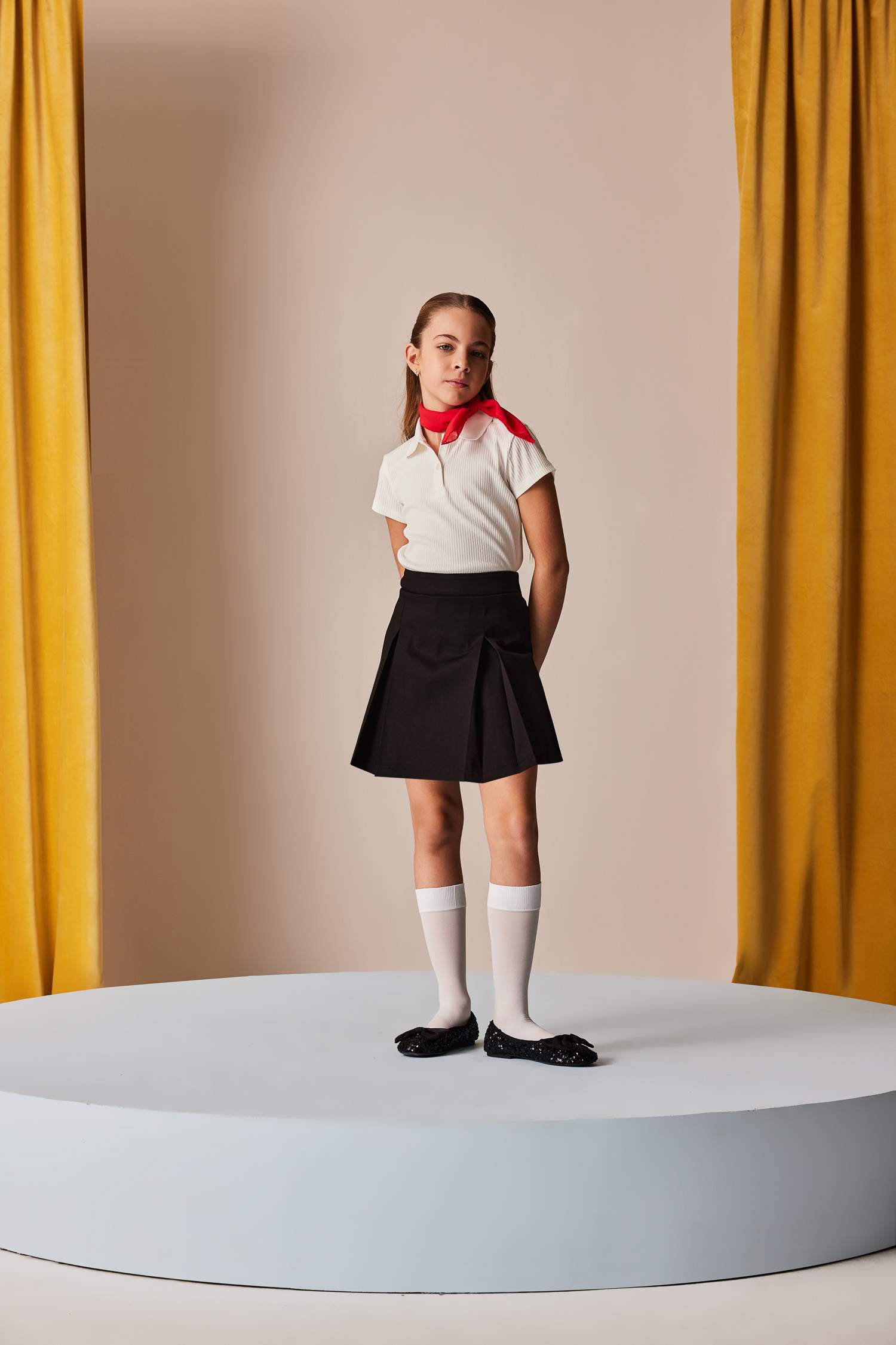 Kız Çocuk Slim Fit Dar Kesim Polo Yaka Basic Düz Fitilli Kaşkorse Kısa Kollu Tişört