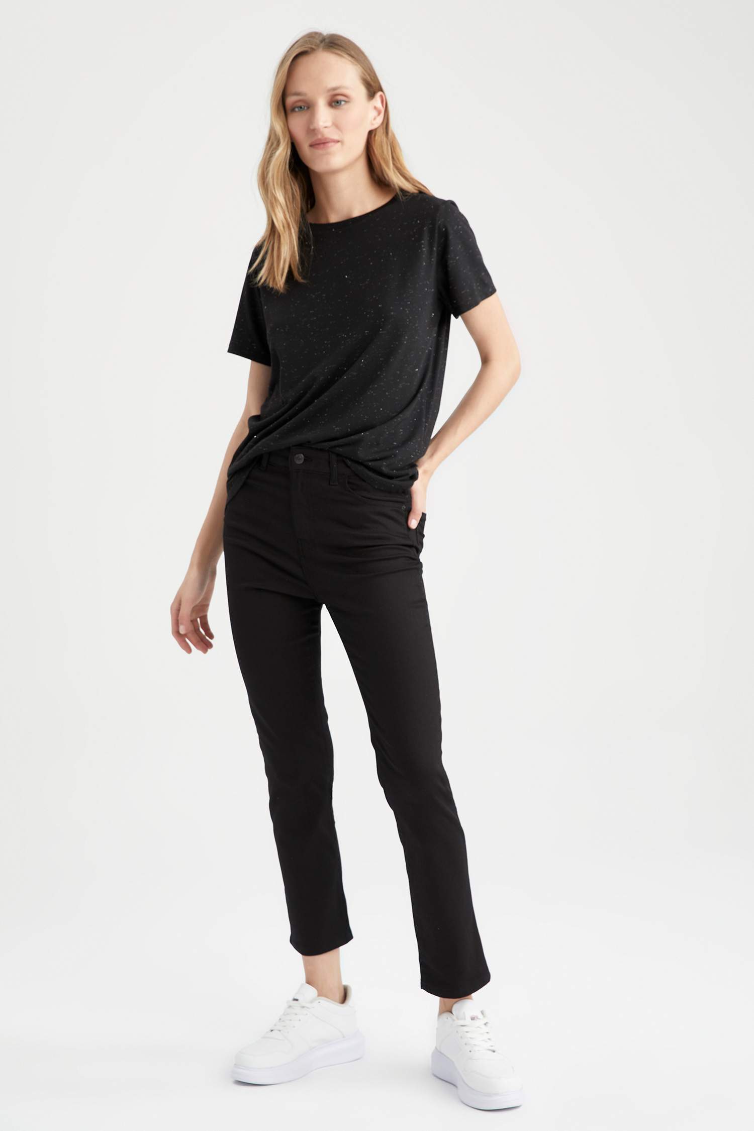 Regular Fit Crew Neck Shiny Fabric Short Sleeve T-Shirt