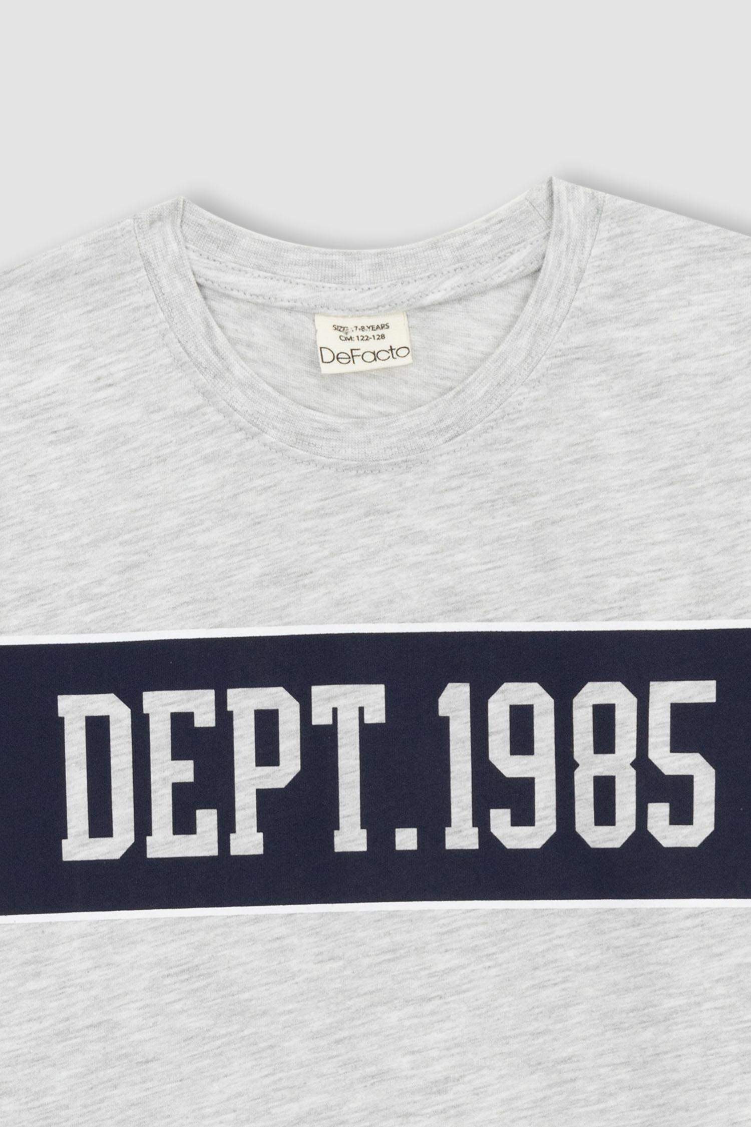 تي شيرت نص كم مطبوع قصة عادية وياقة مستديرة