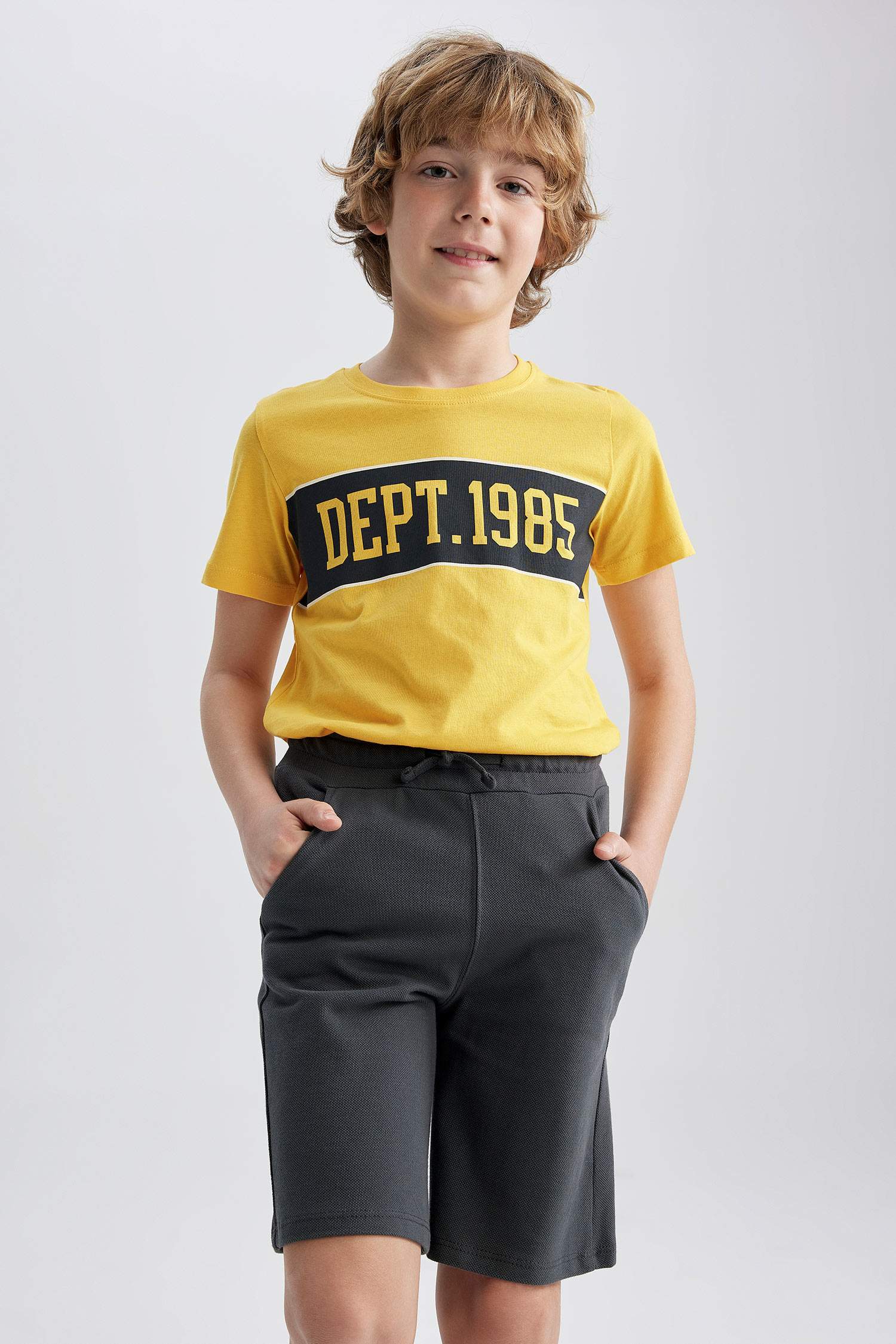 T-Shirt À Manches Courtes İmprimé Coupe Classique