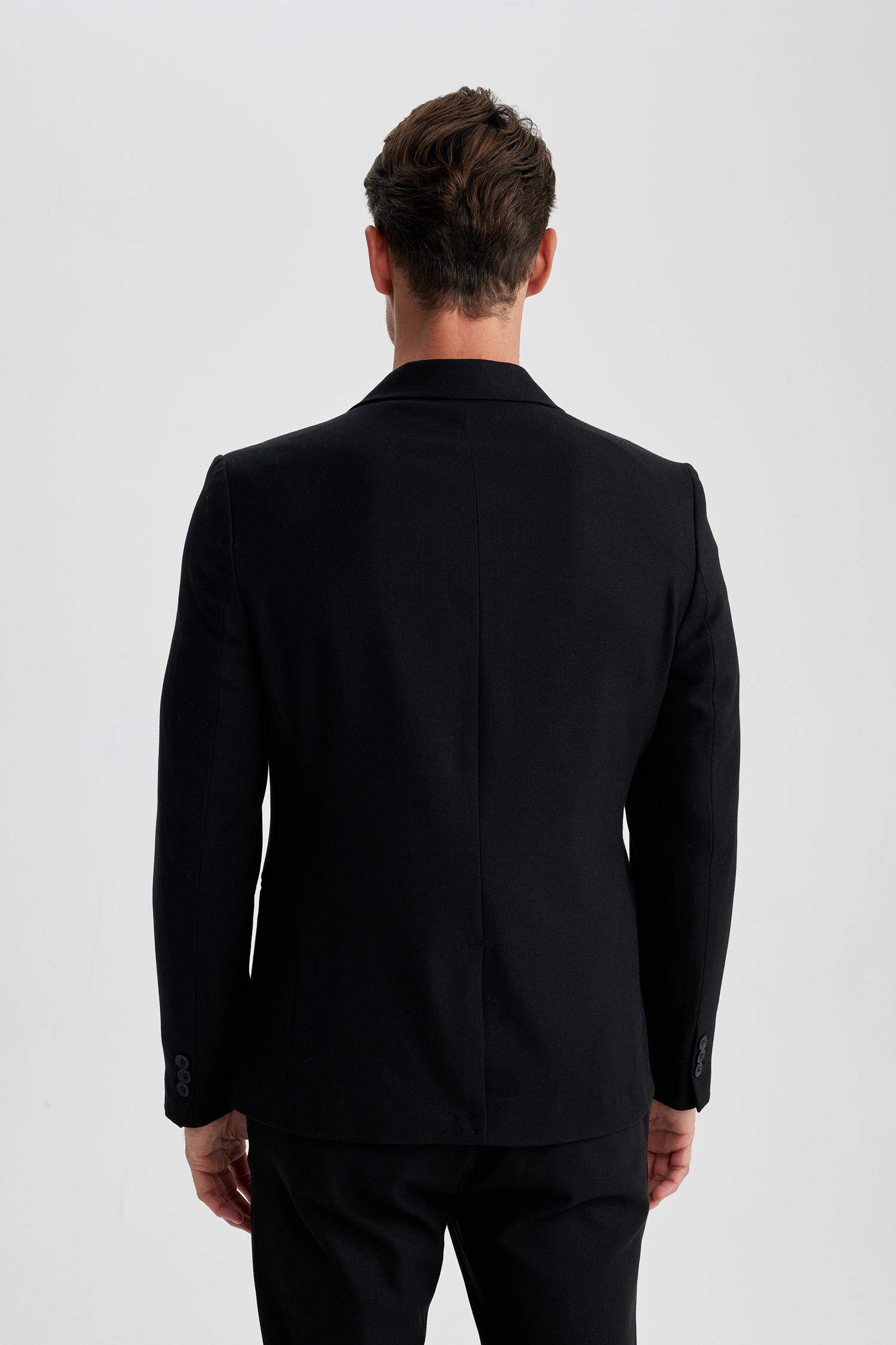 Блейзер приталенного кроя