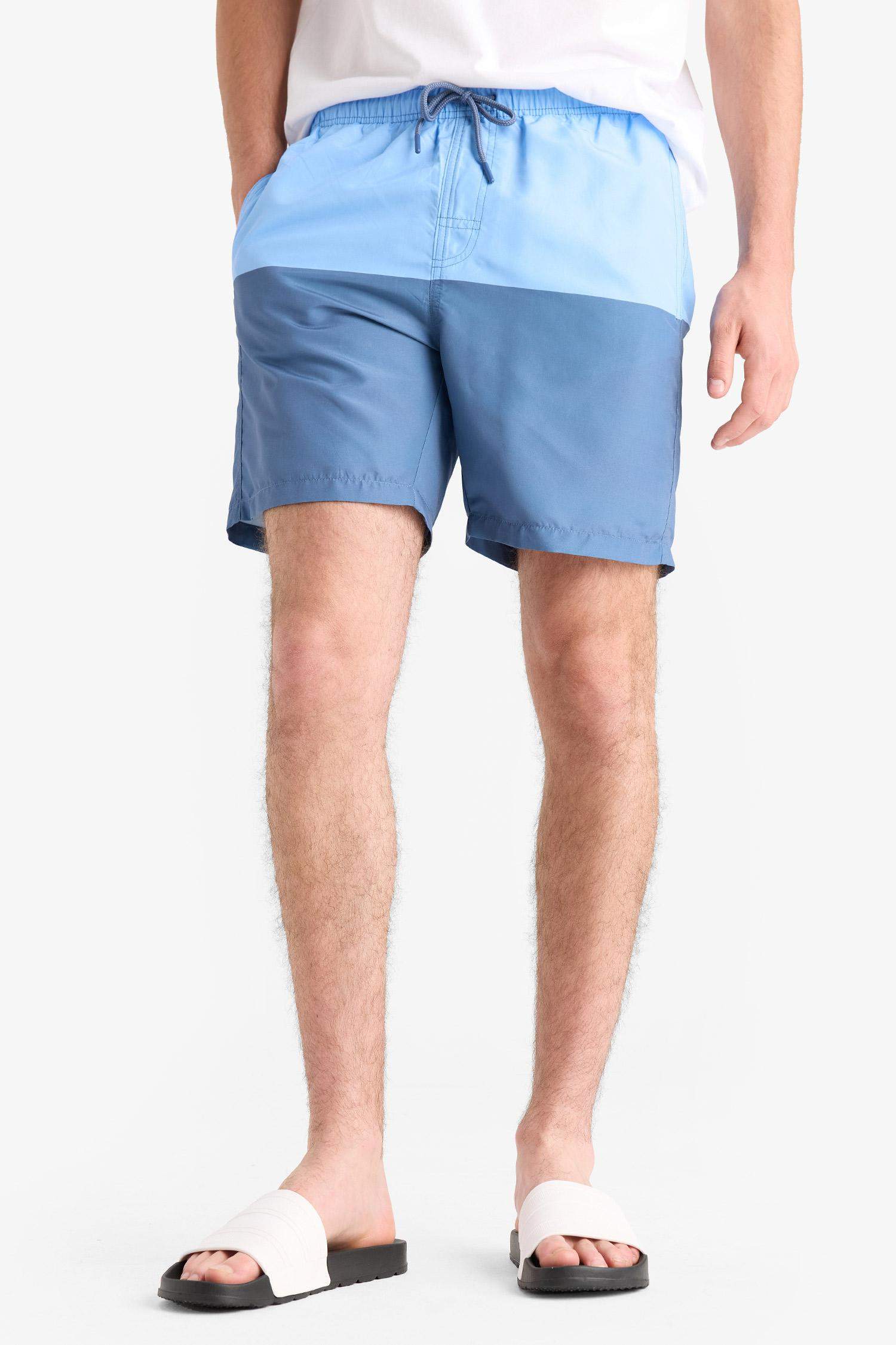 Regular Fit Renk Bloklu File Astarlı Diz Üstü Deniz Şortu