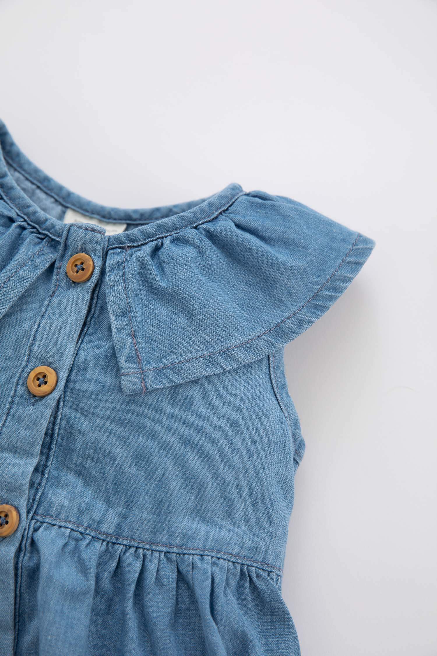 Blue BABY GIRL Baby Girl Sleeveless Jean Dress 2761840 DeFacto