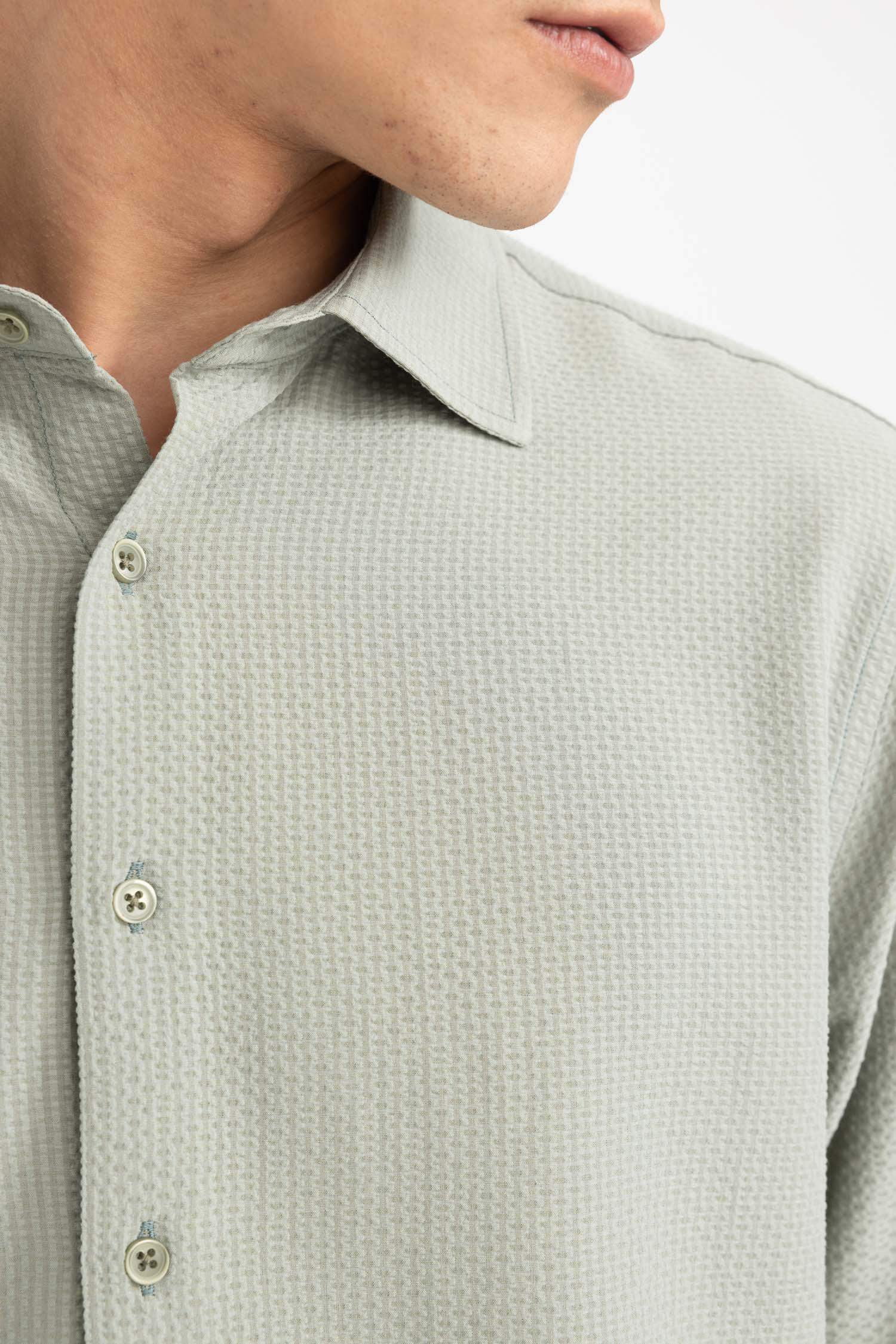 Рубашка приталенного кроя