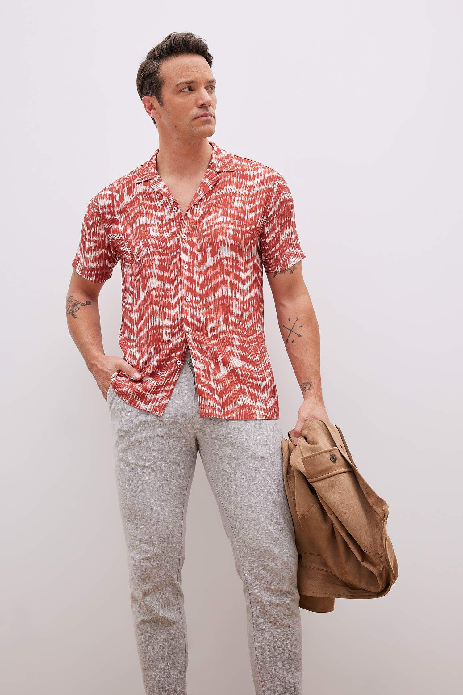 قميص بولو مودرن فيت