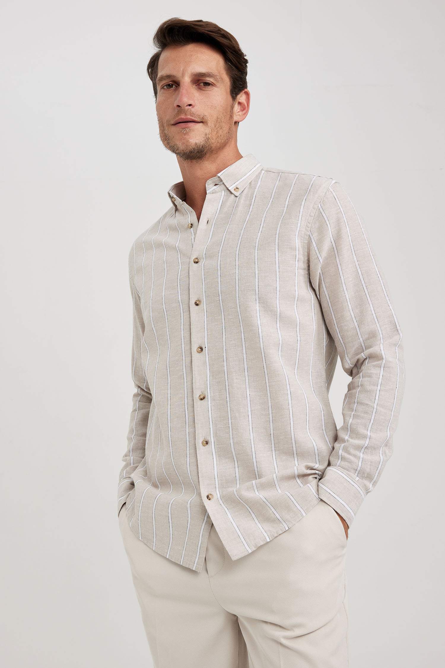 заманауи пішім Ұзын жеңді көйлек