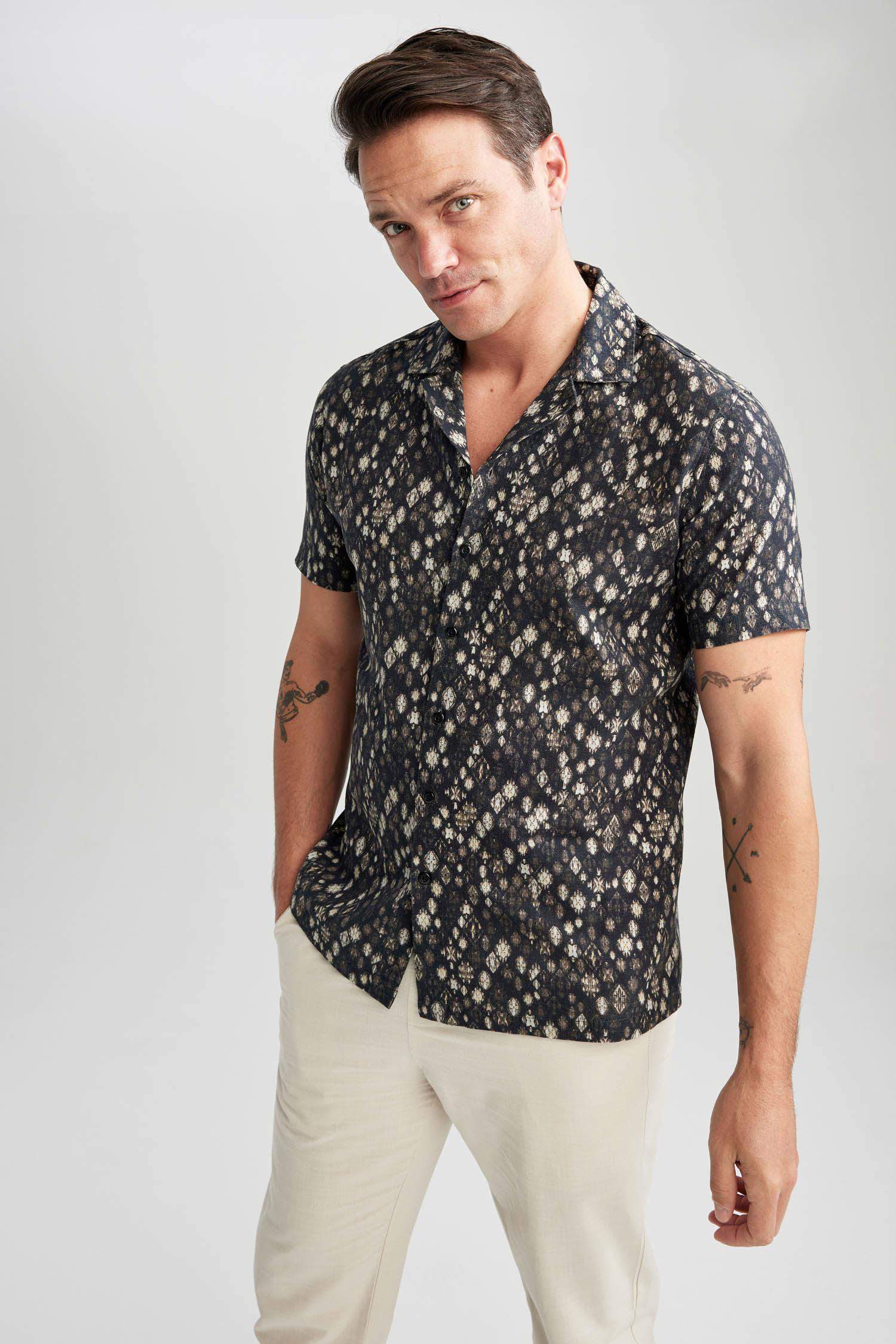 Chemise courte à manches courtes imprimée en lin mélangé Coupe moderne