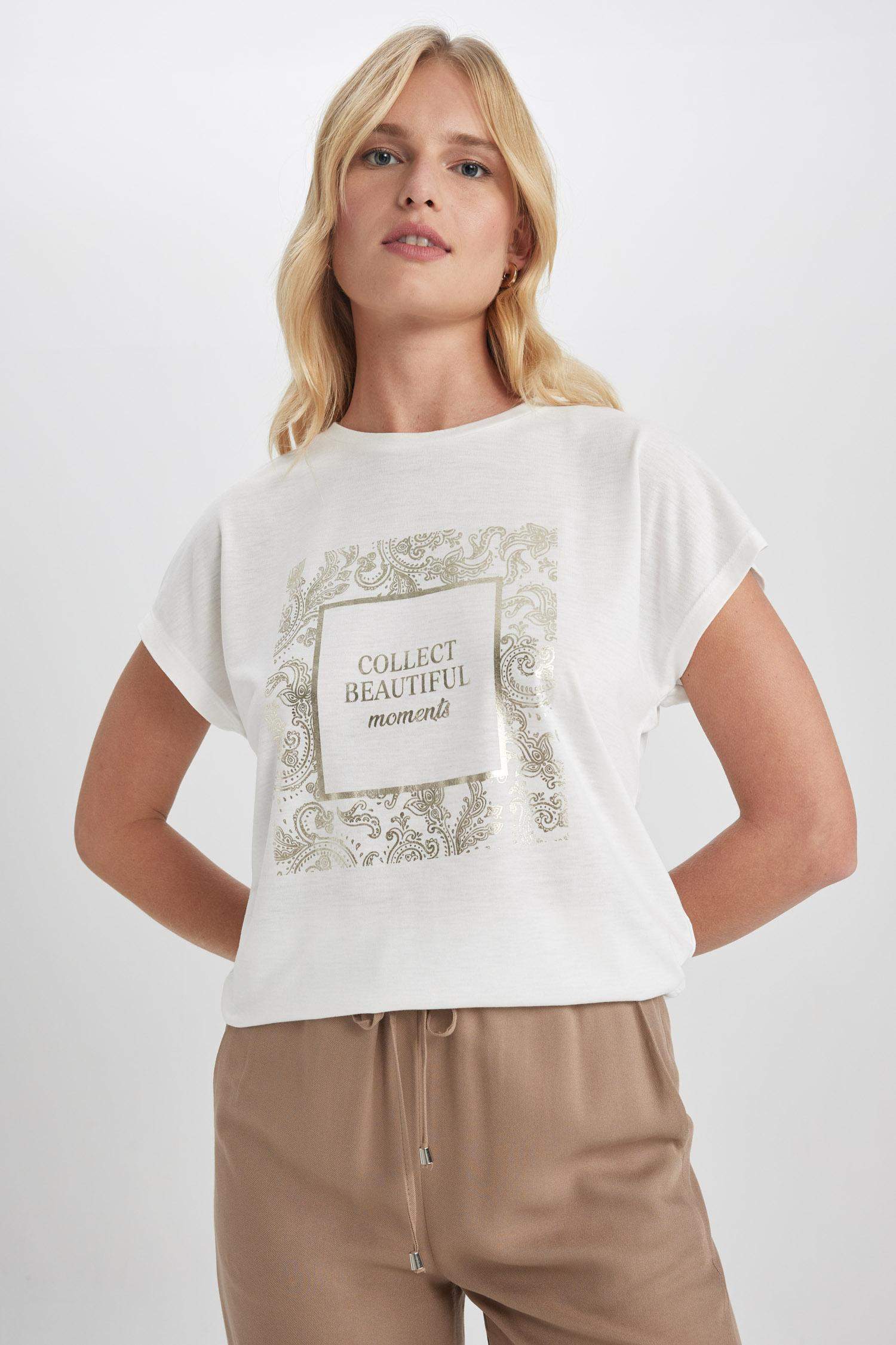 T-shirt imprimé à manches courtes et col rond