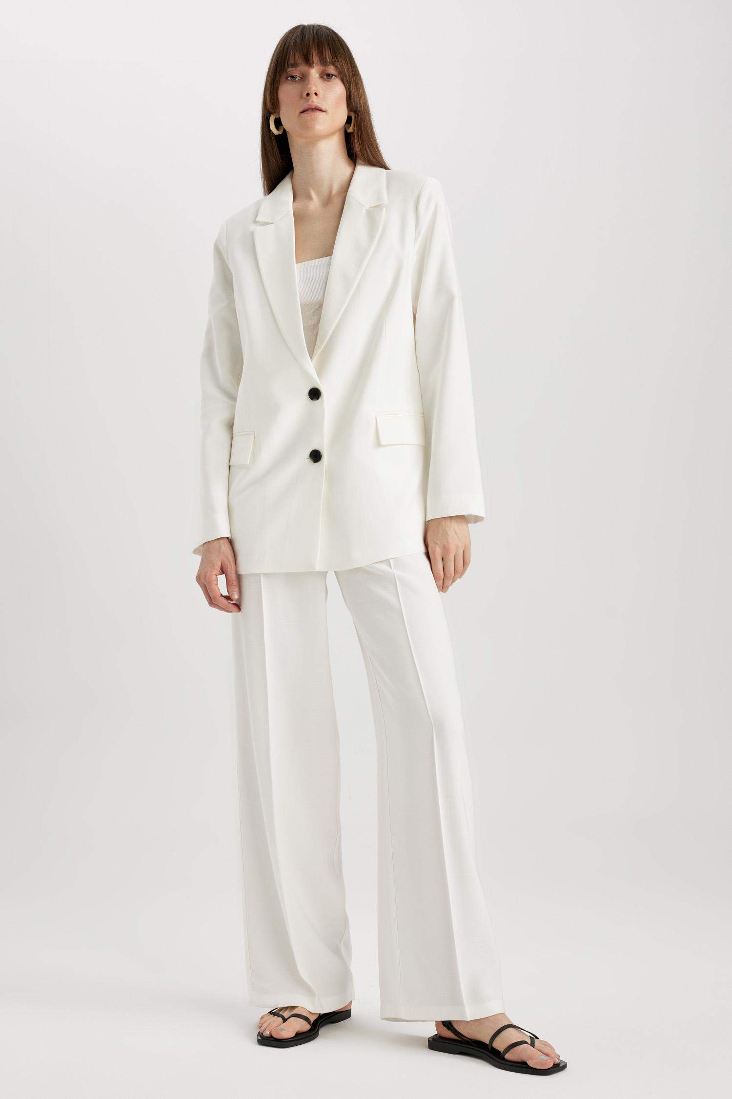 Блейзер стандартного кроя