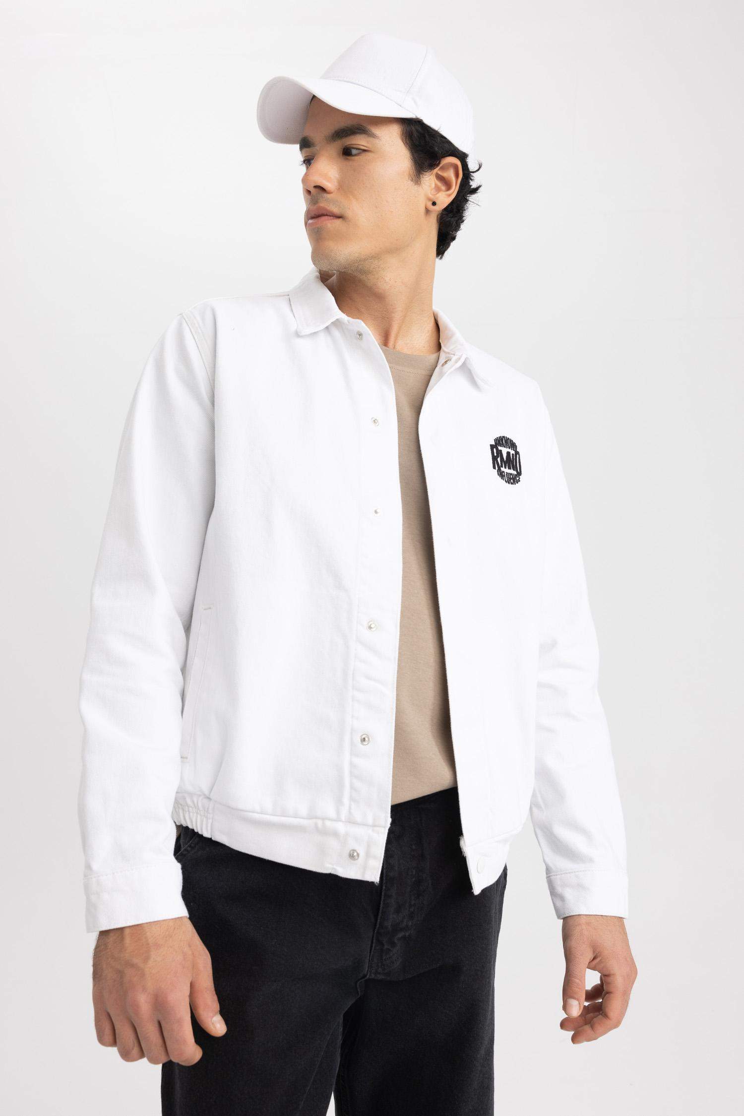 Джинсовая куртка стандартного кроя