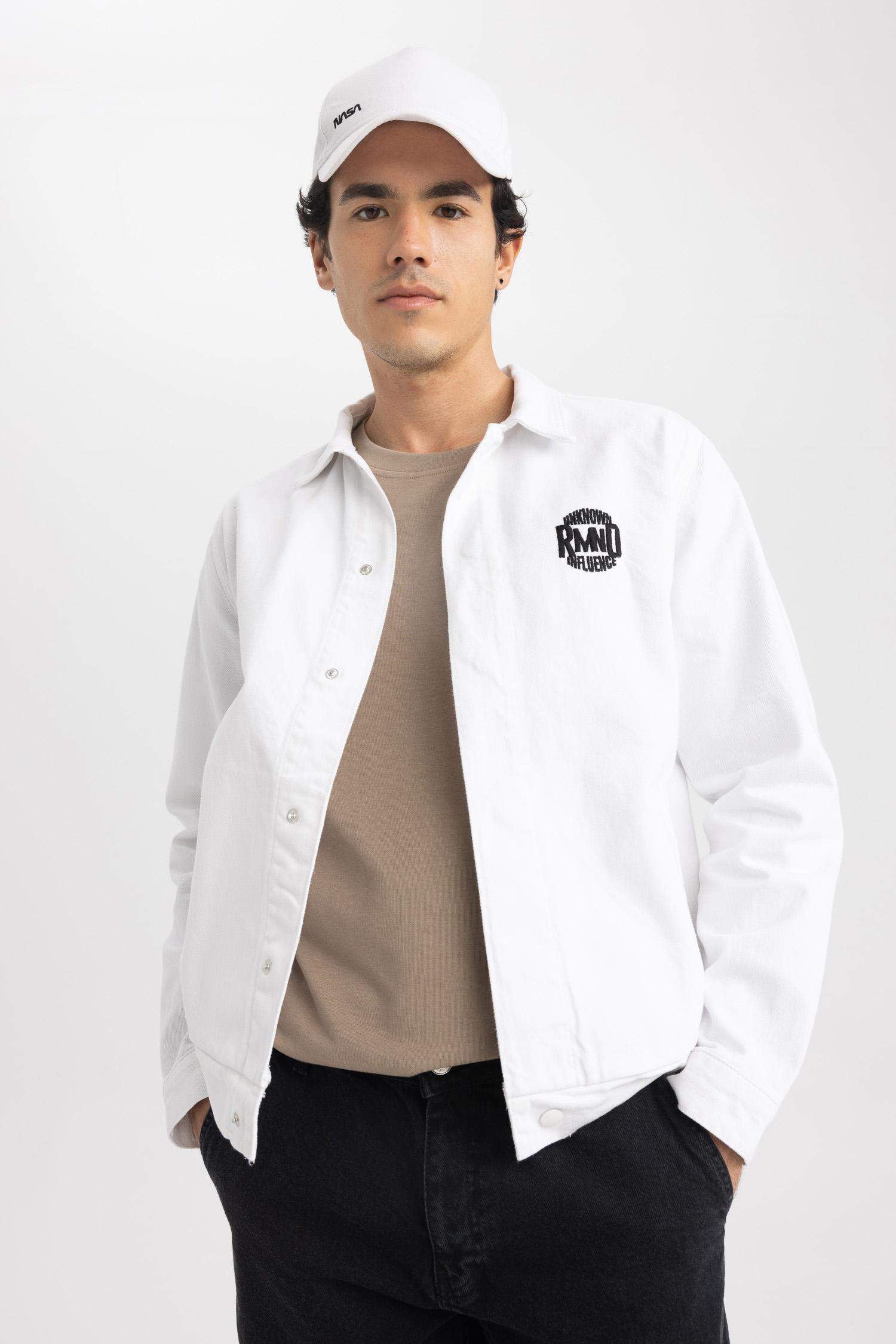 Джинсовая куртка стандартного кроя