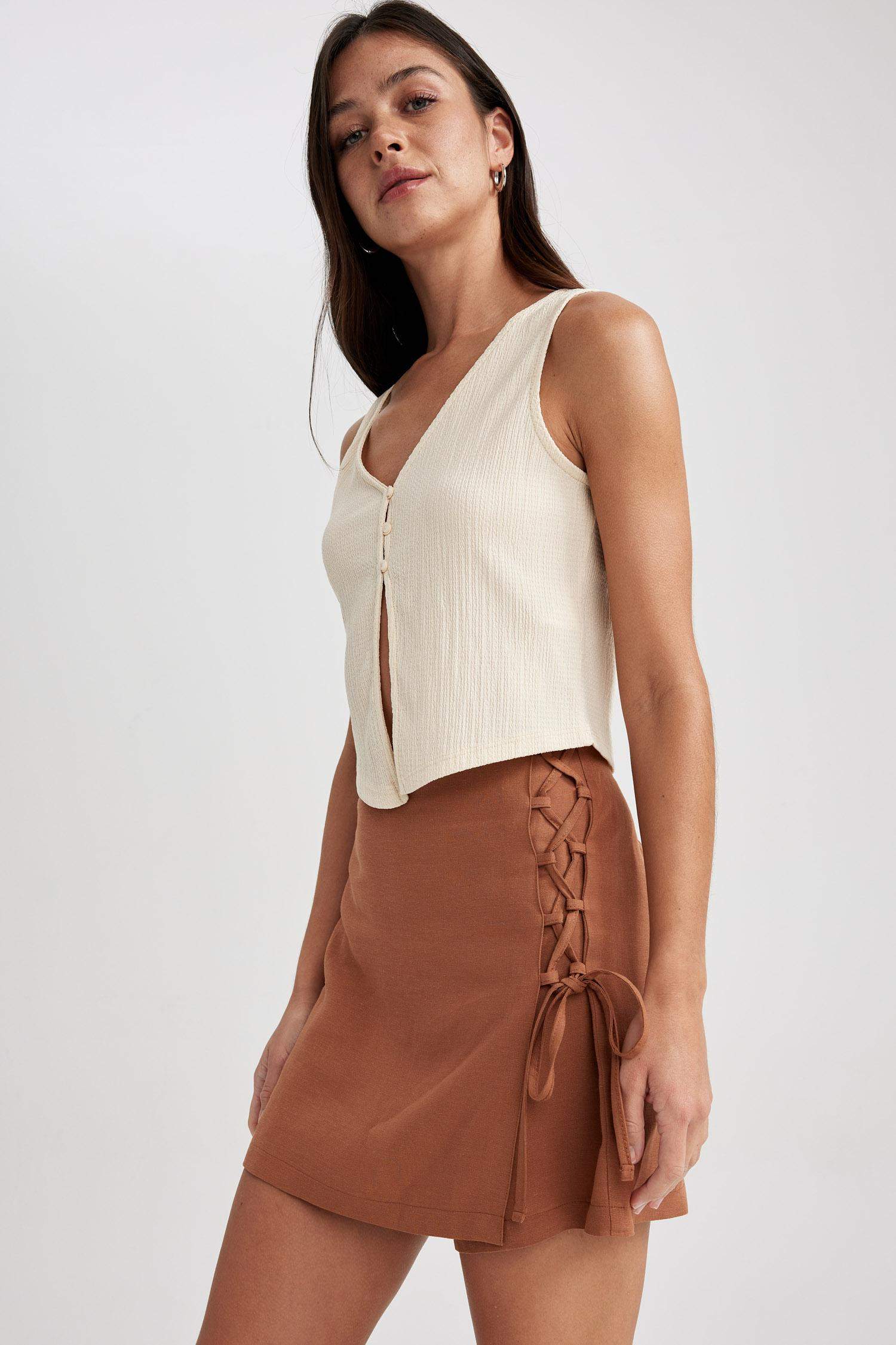 Jupe Short en Lin mélangé coupe régulière à Taille Haute