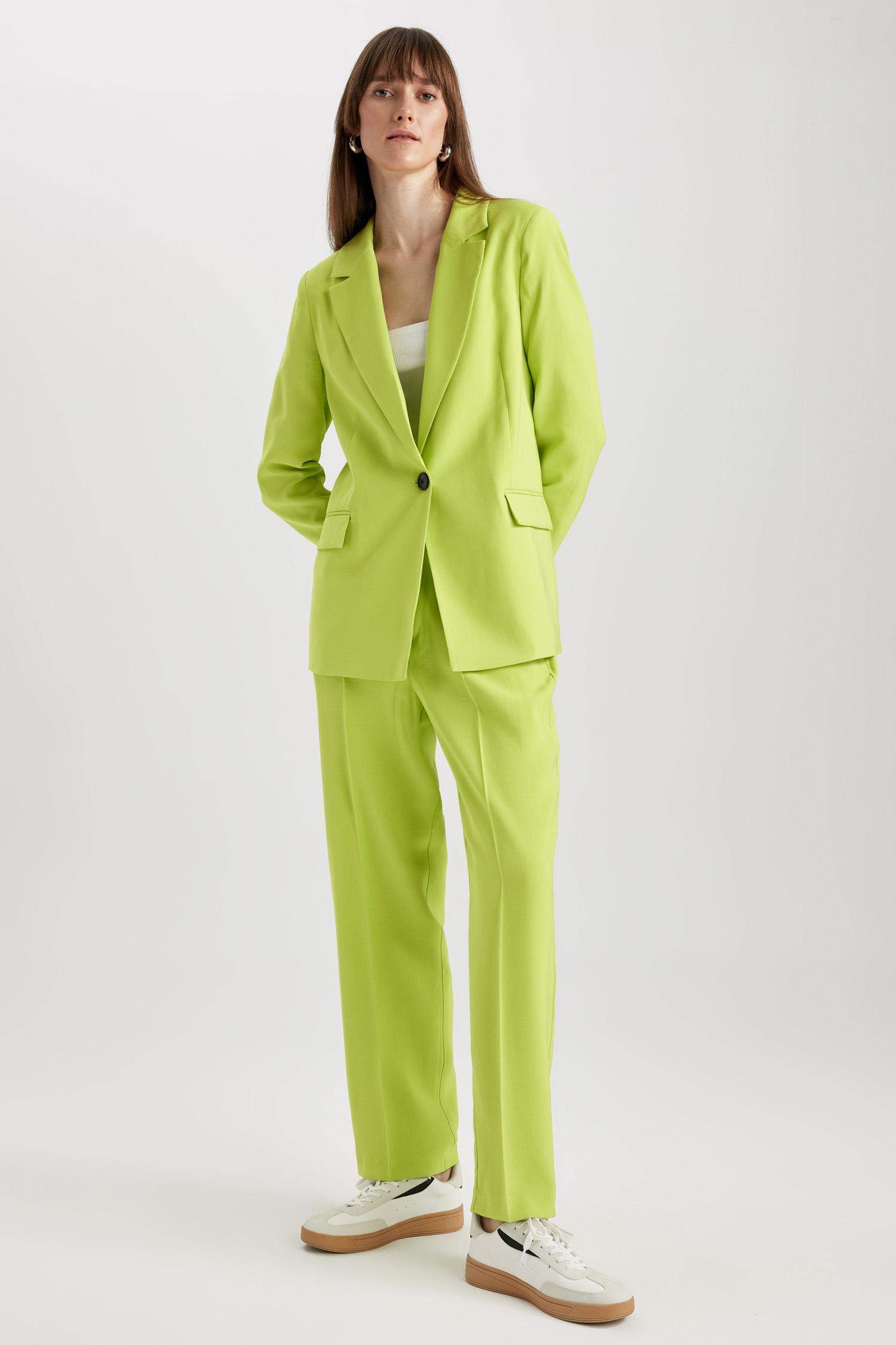 Брюки прямого кроя