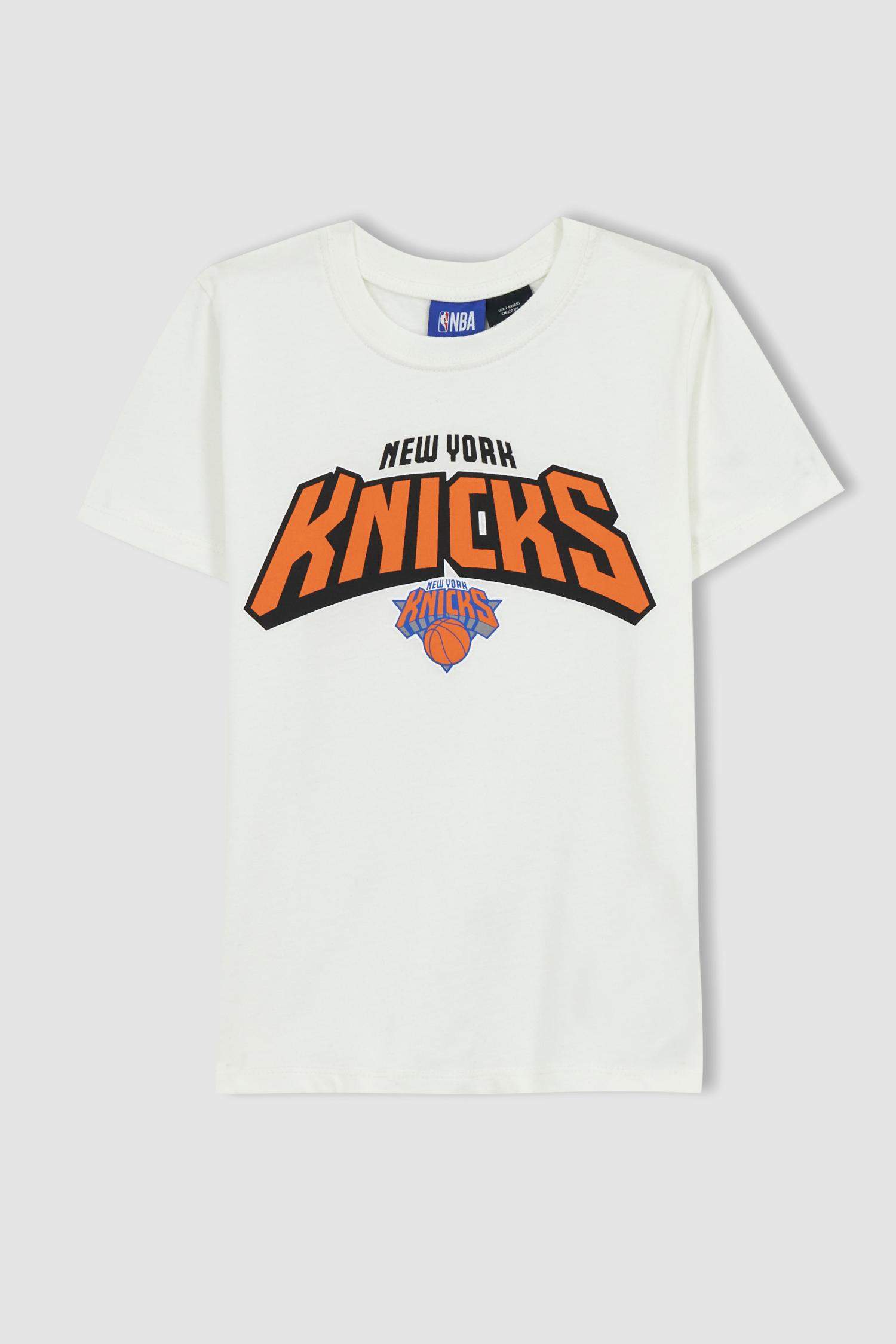 New York Knicks Graphic Crew Sweatshirt