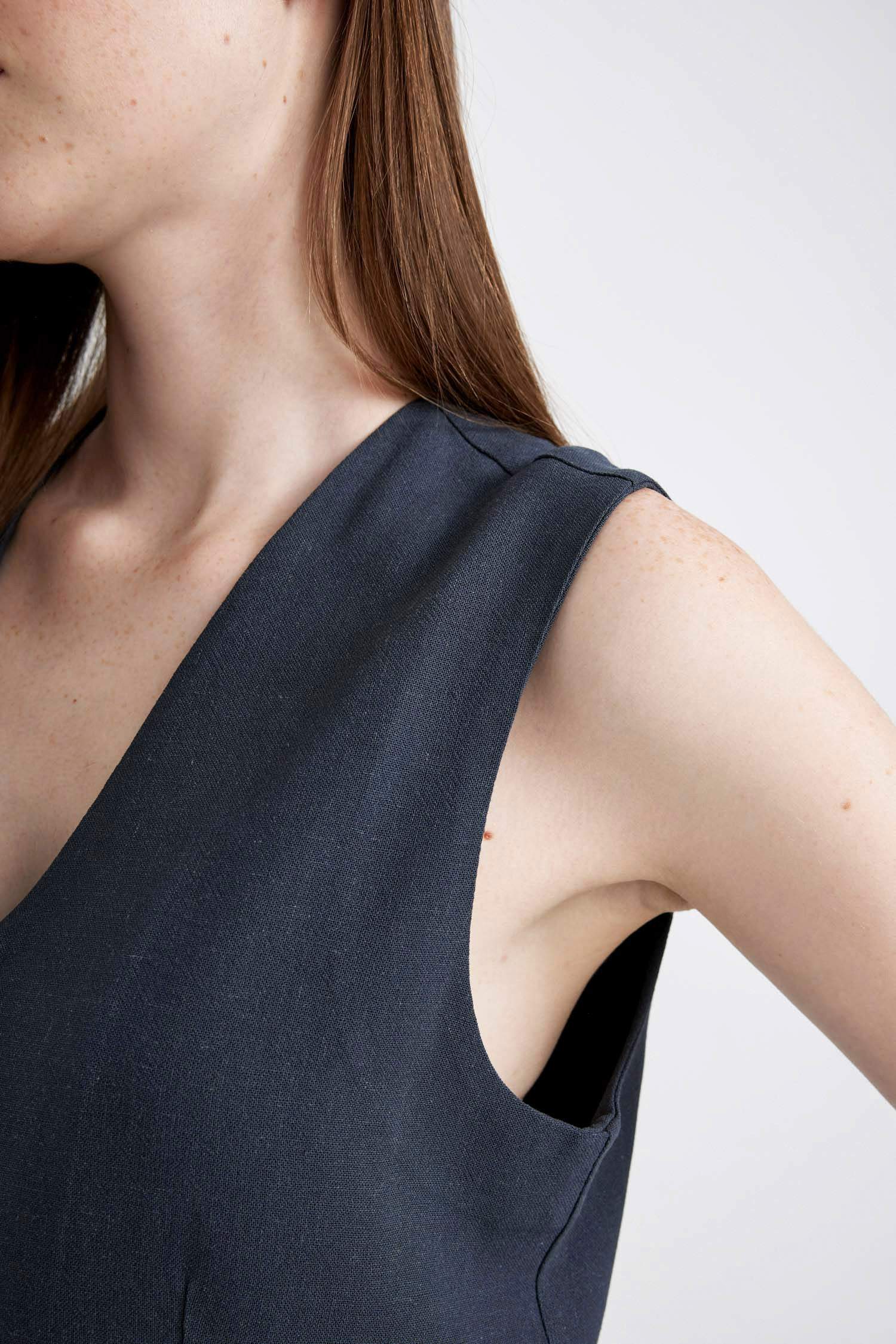 يلك بليزر قصة عادية ممزوج بالكتان