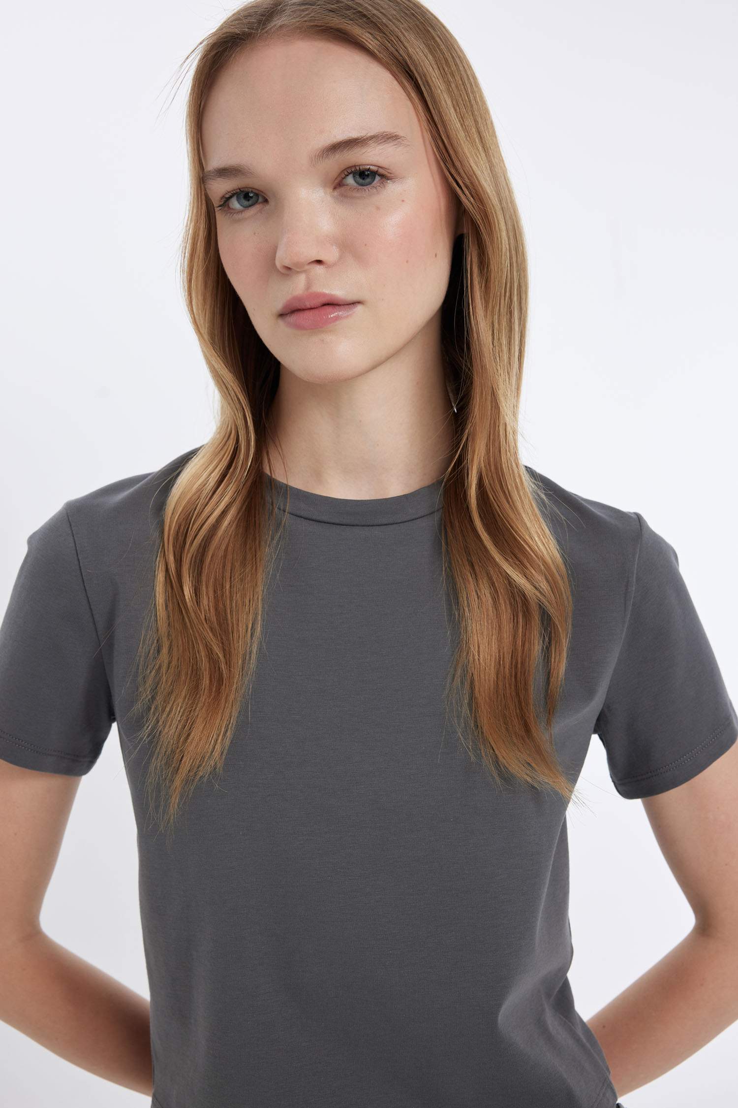 Coool Fitted Bisiklet Yaka Basic Düz Kısa Kollu Tişört