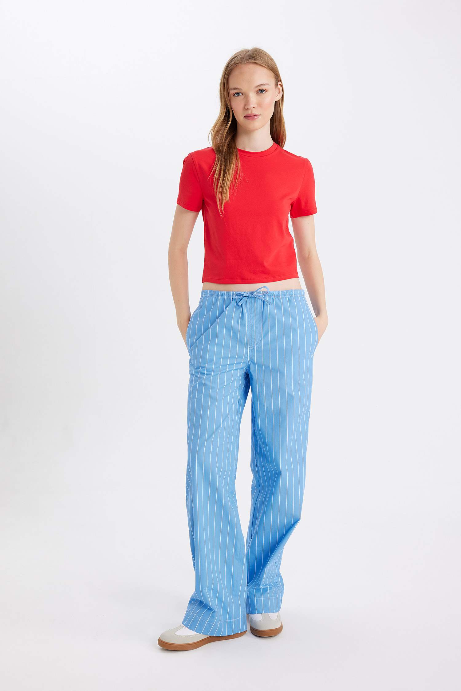 Fitted Crew Neck Basic Short Sleeve T-Shirt