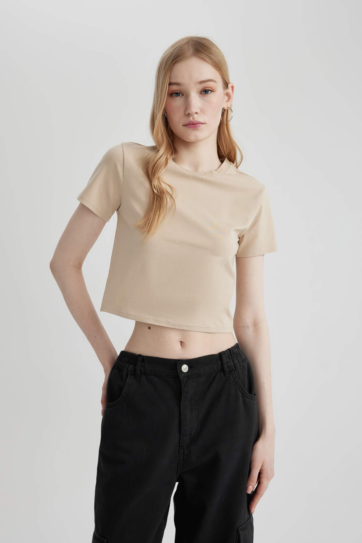 تيشيرت نص كم سليم فيت