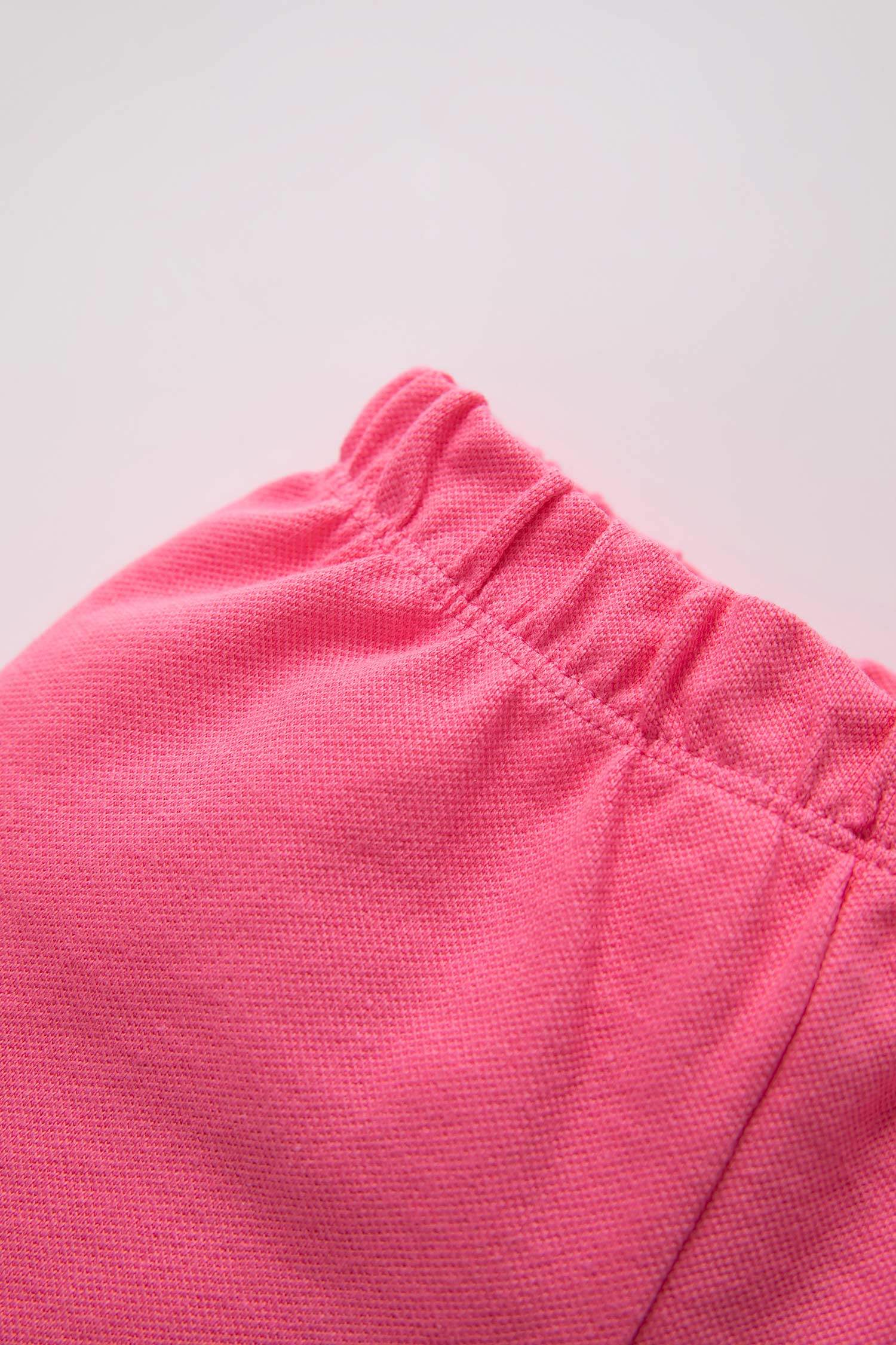 Regular Fit Elastic Band Shorts