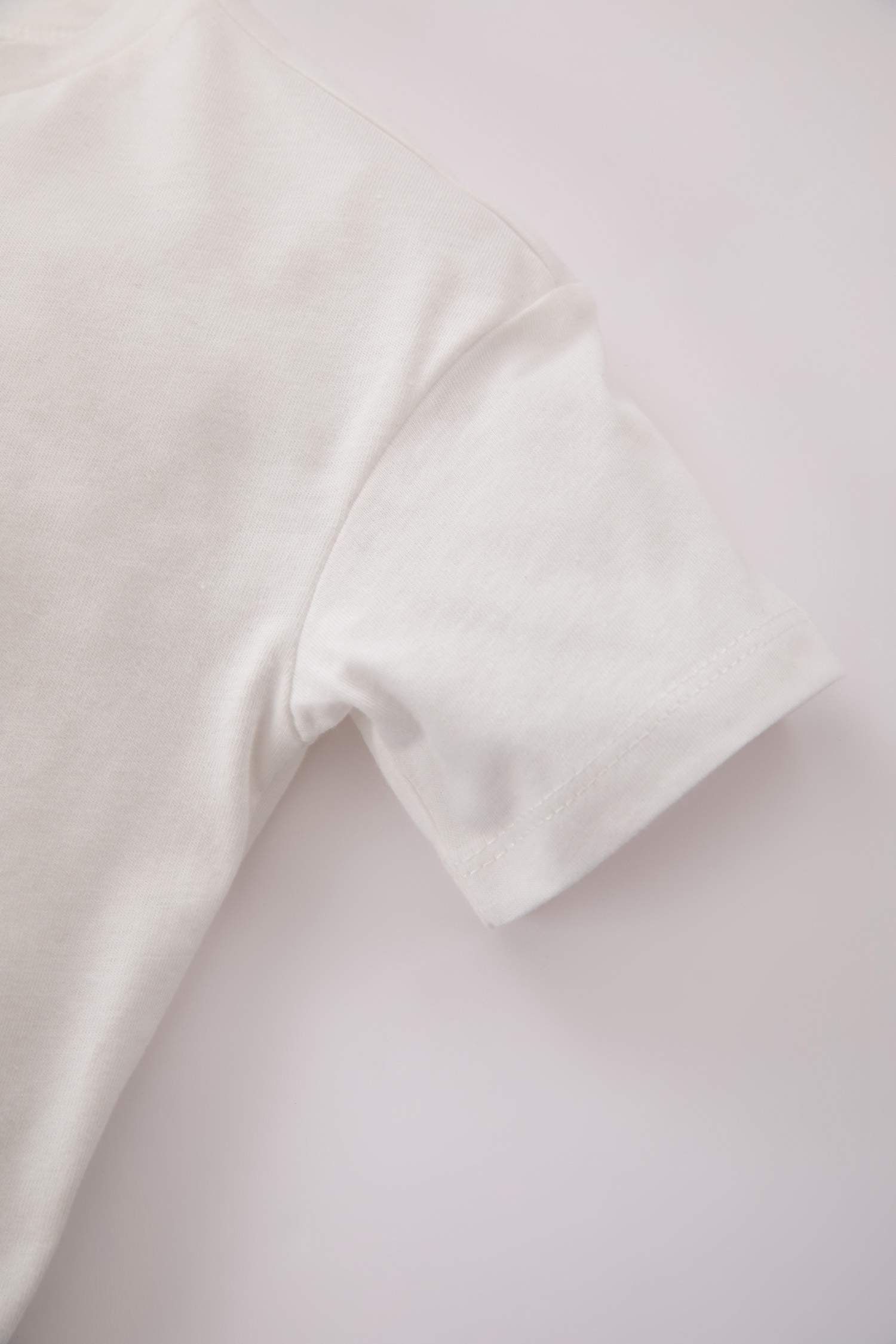 طقم بناتي فلورال تي شيرت وشورت - قطعتين