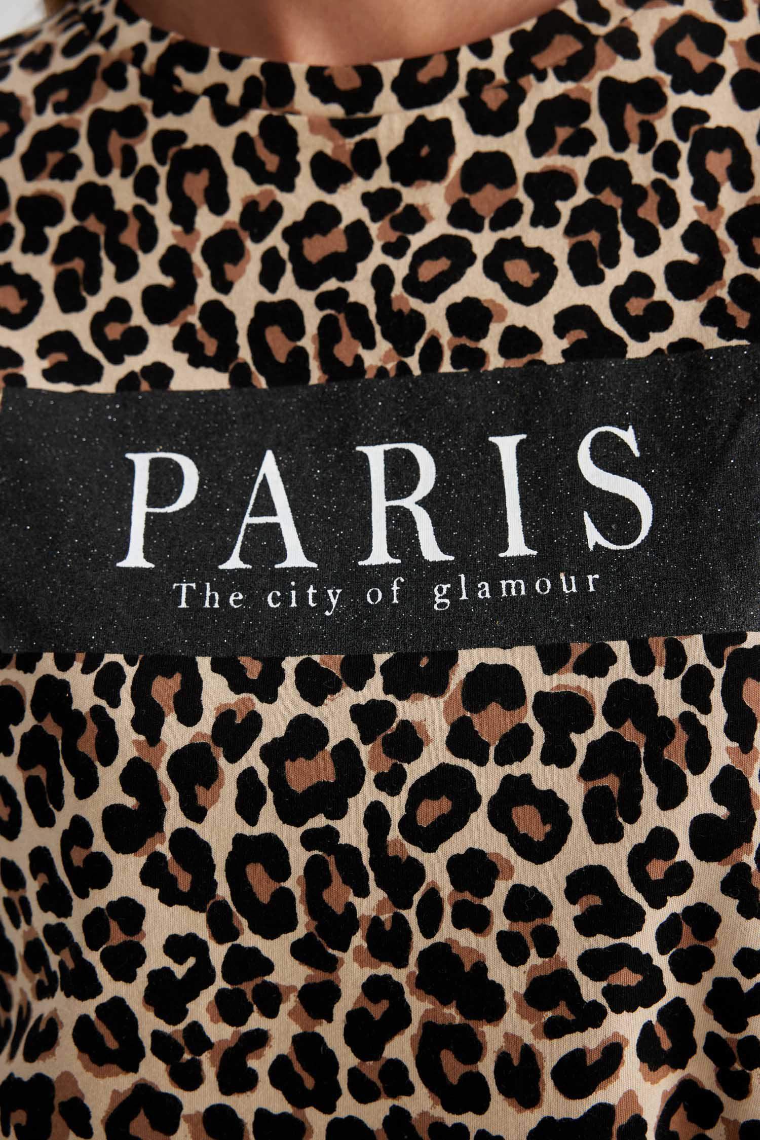 تيشيرت قطن بطباعة الحيوانات قصة عادية