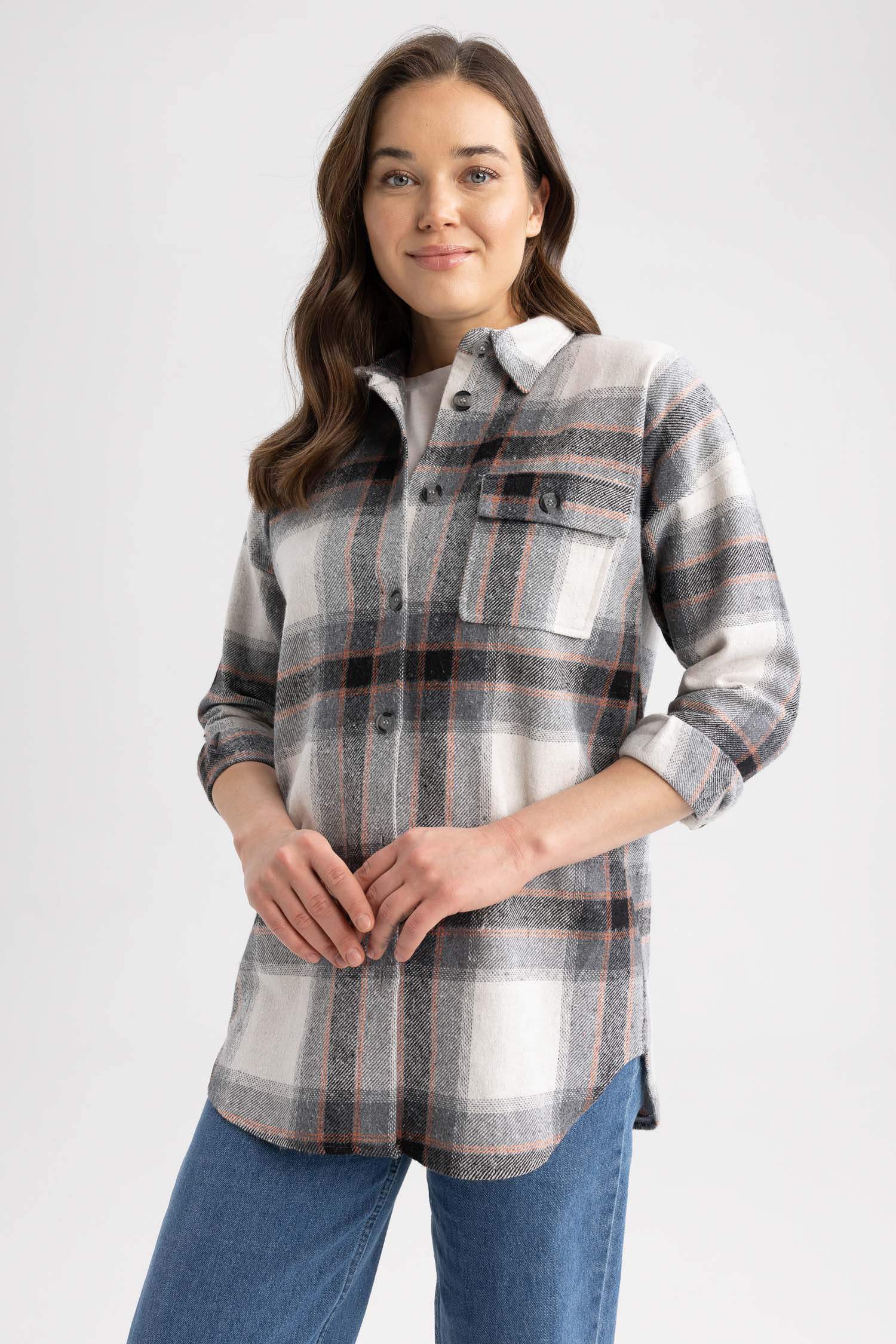 Туніка з довгим рукавом стандартного крою з довгим рукавом з фланелі для жінок