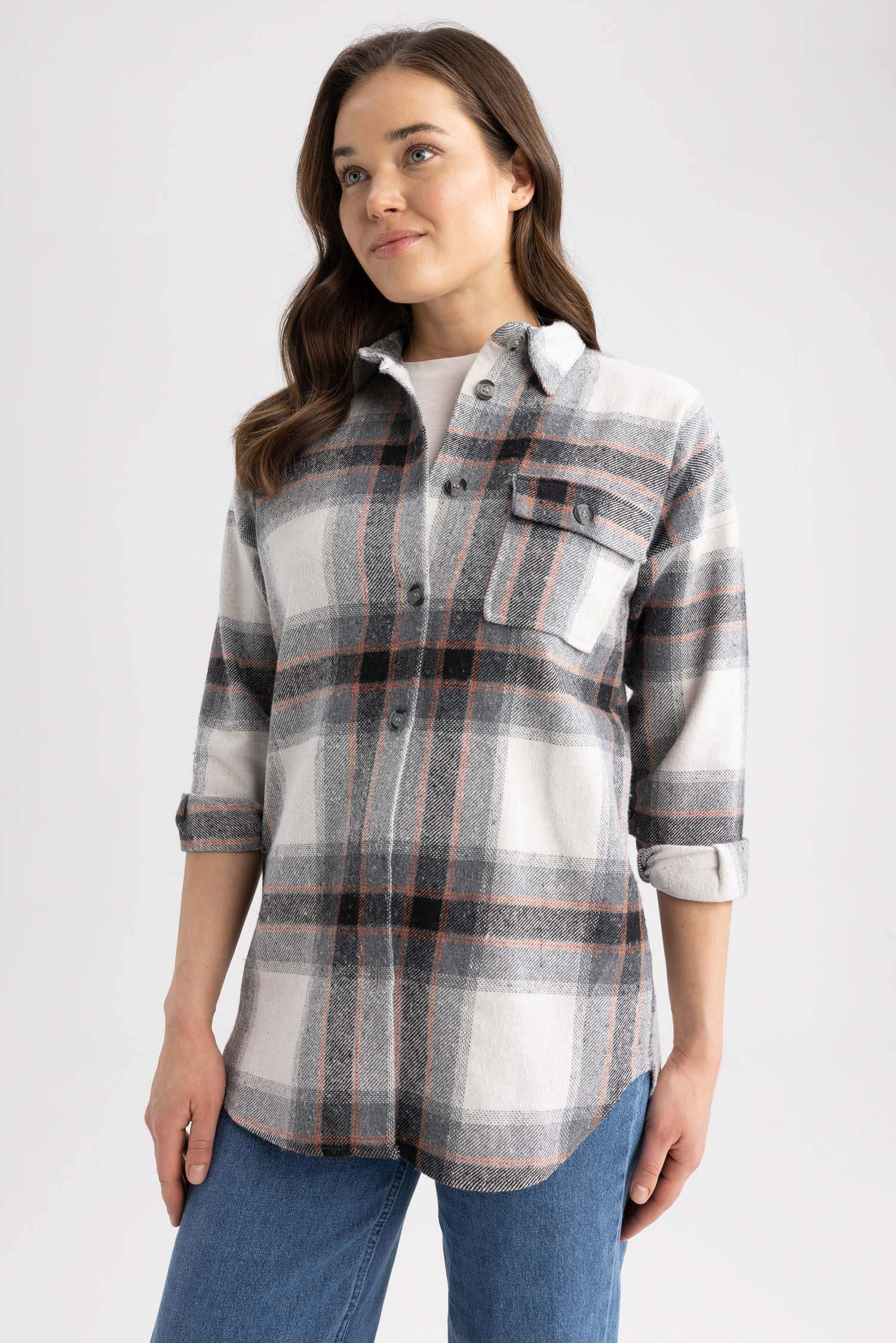 Туніка з довгим рукавом стандартного крою з довгим рукавом з фланелі для жінок