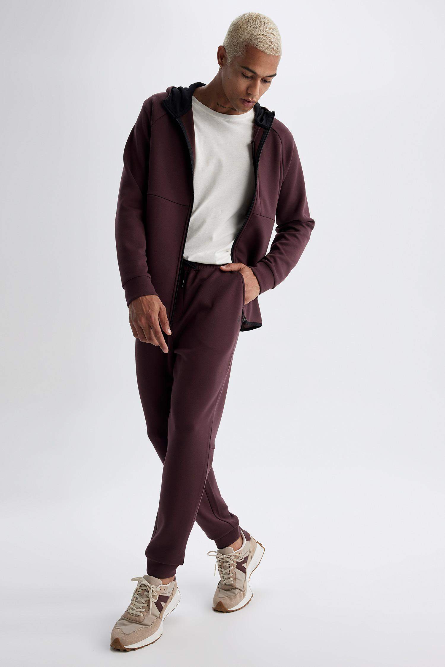 بنطلون سويت بانتس جوجر قماش سكوبا سليم فيت من DeFactoFit