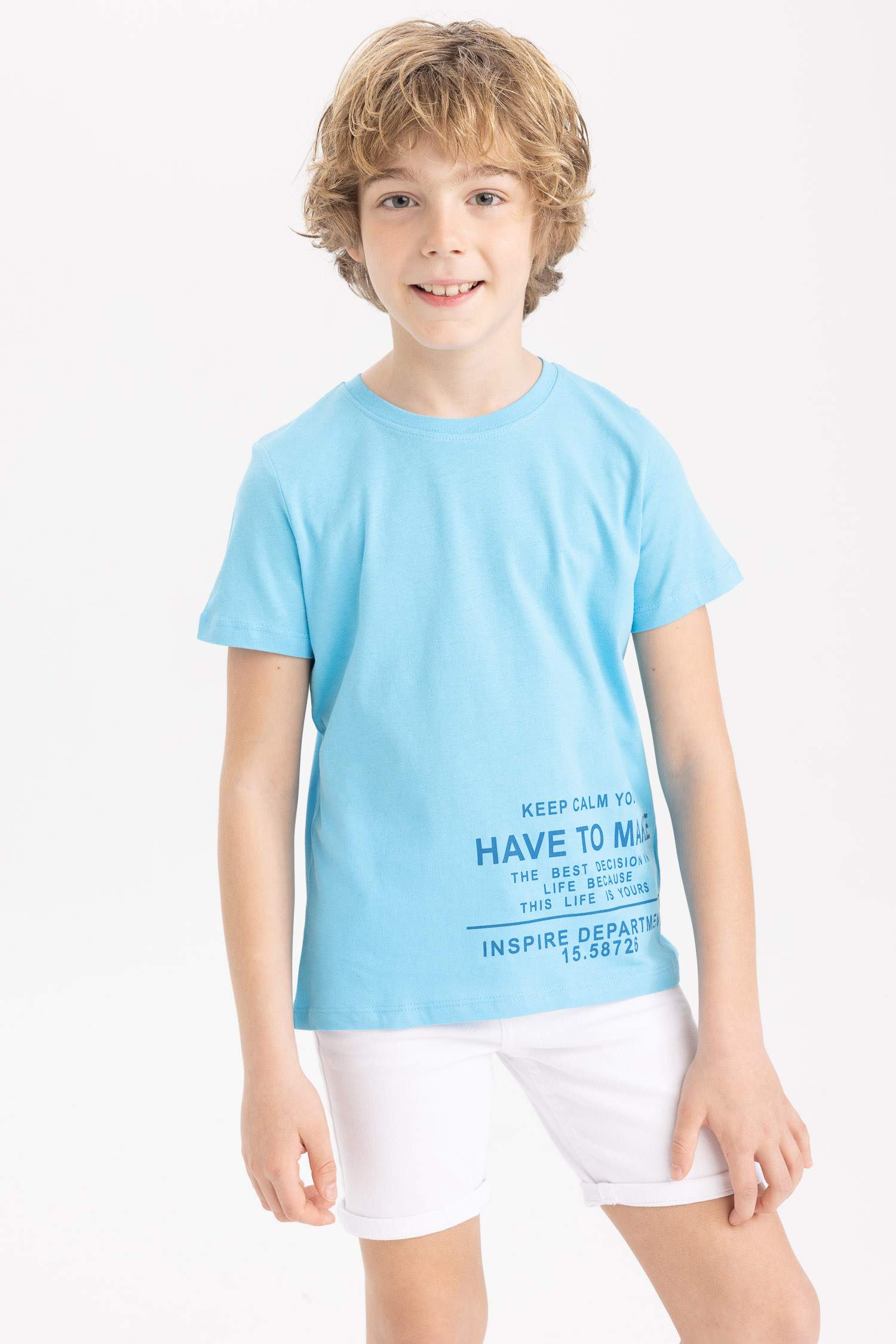 Ұлдарға дөңгелек жаға басып шығарылған қысқа жеңді Қысқа жеңді футболка