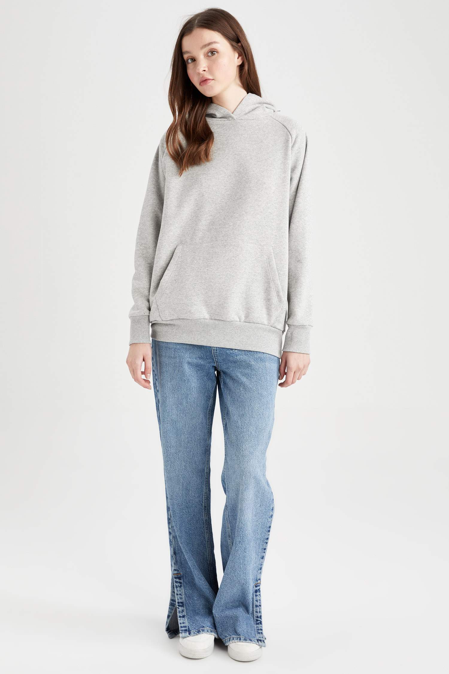 Crew Neck Basic Sweatshirt