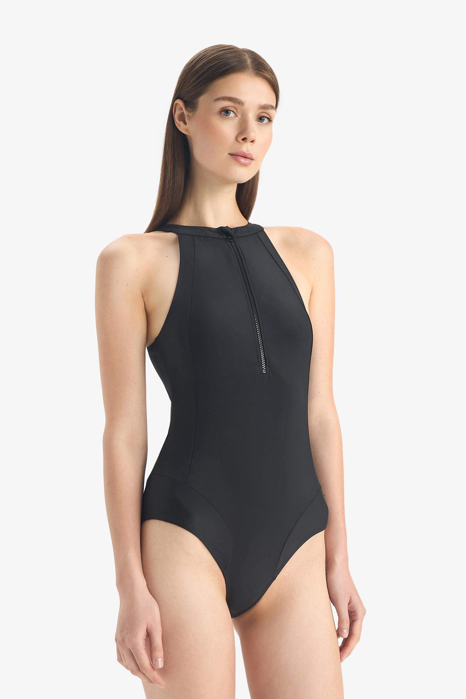 مايو من DeFactoFit