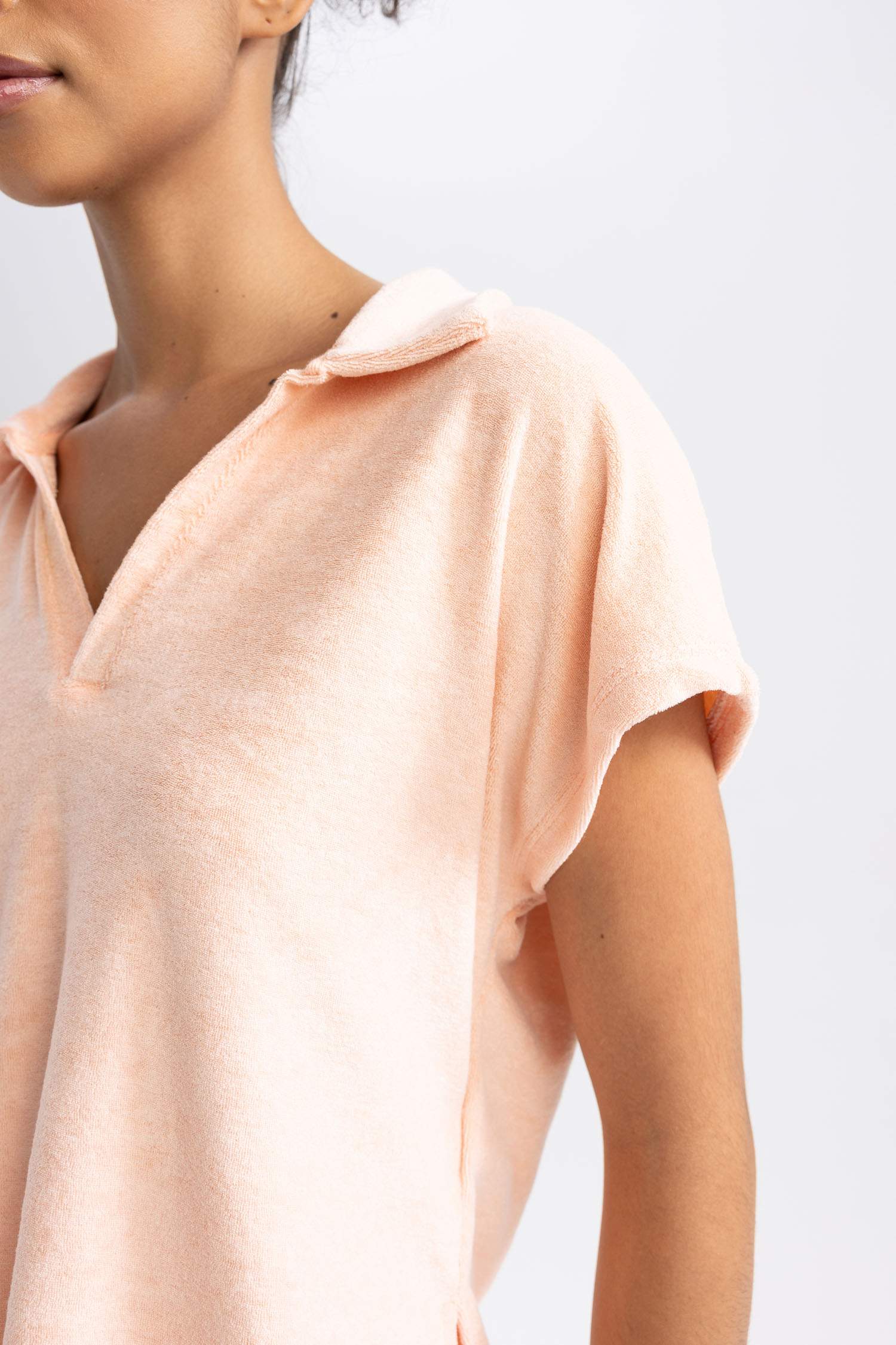 تي شيرت نص كم من قماش المنشفة بياقة بولو