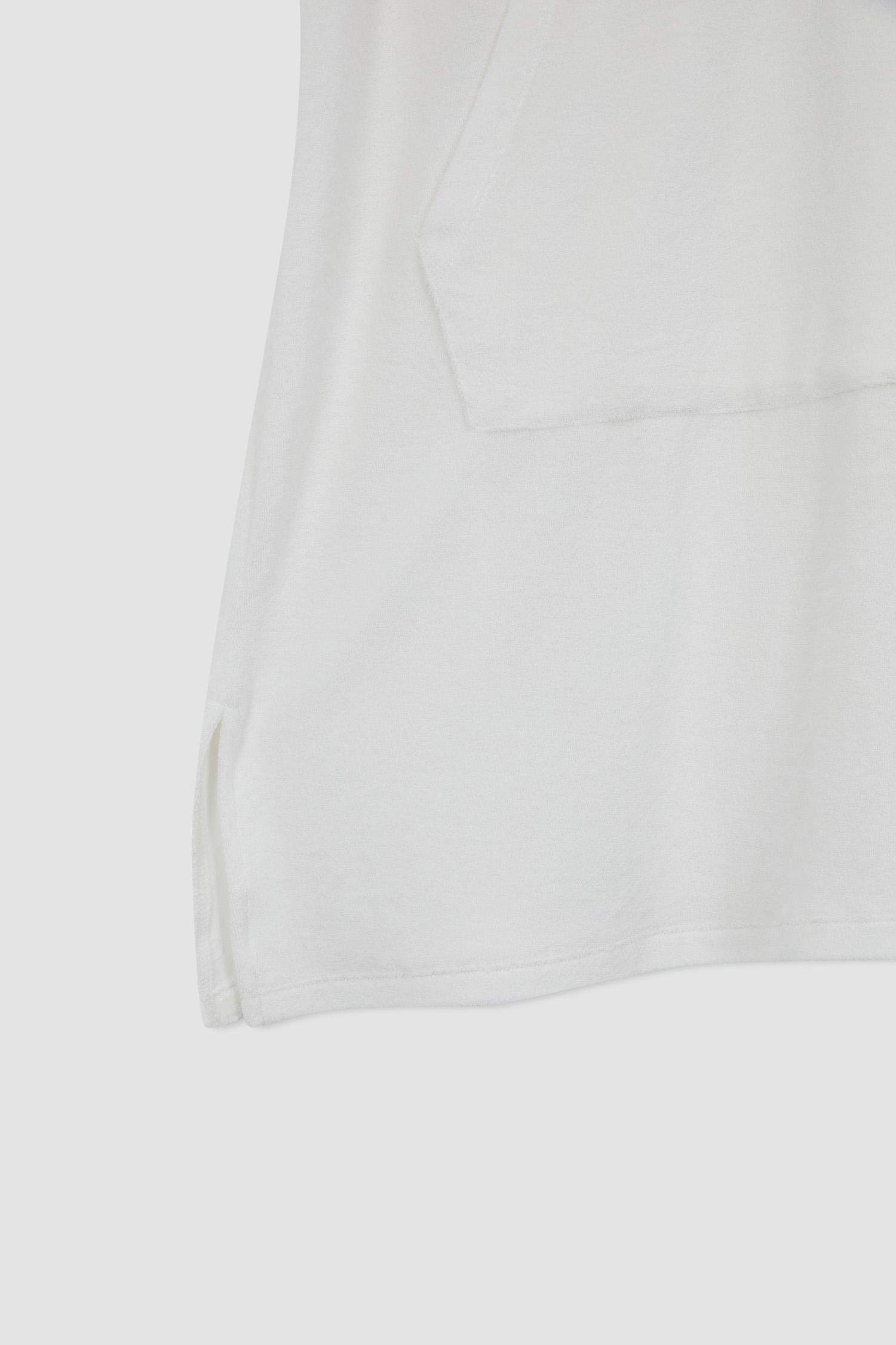 Robe à capuche à manches courtes et coupe standard