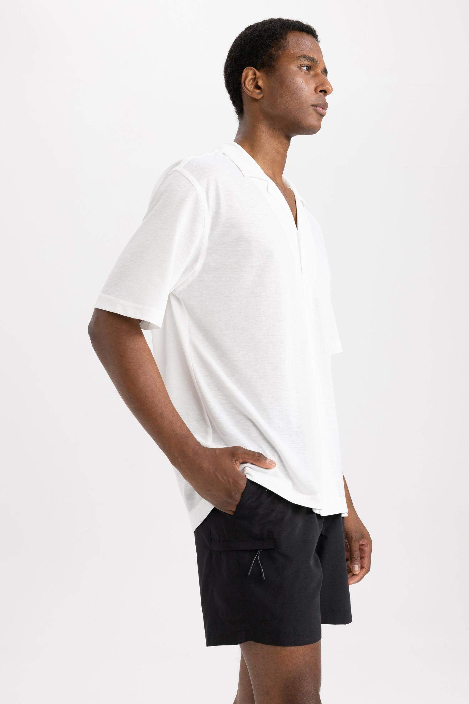 DeFactoFit Oversize Fit Apaş Yaka Sporcu Tişört