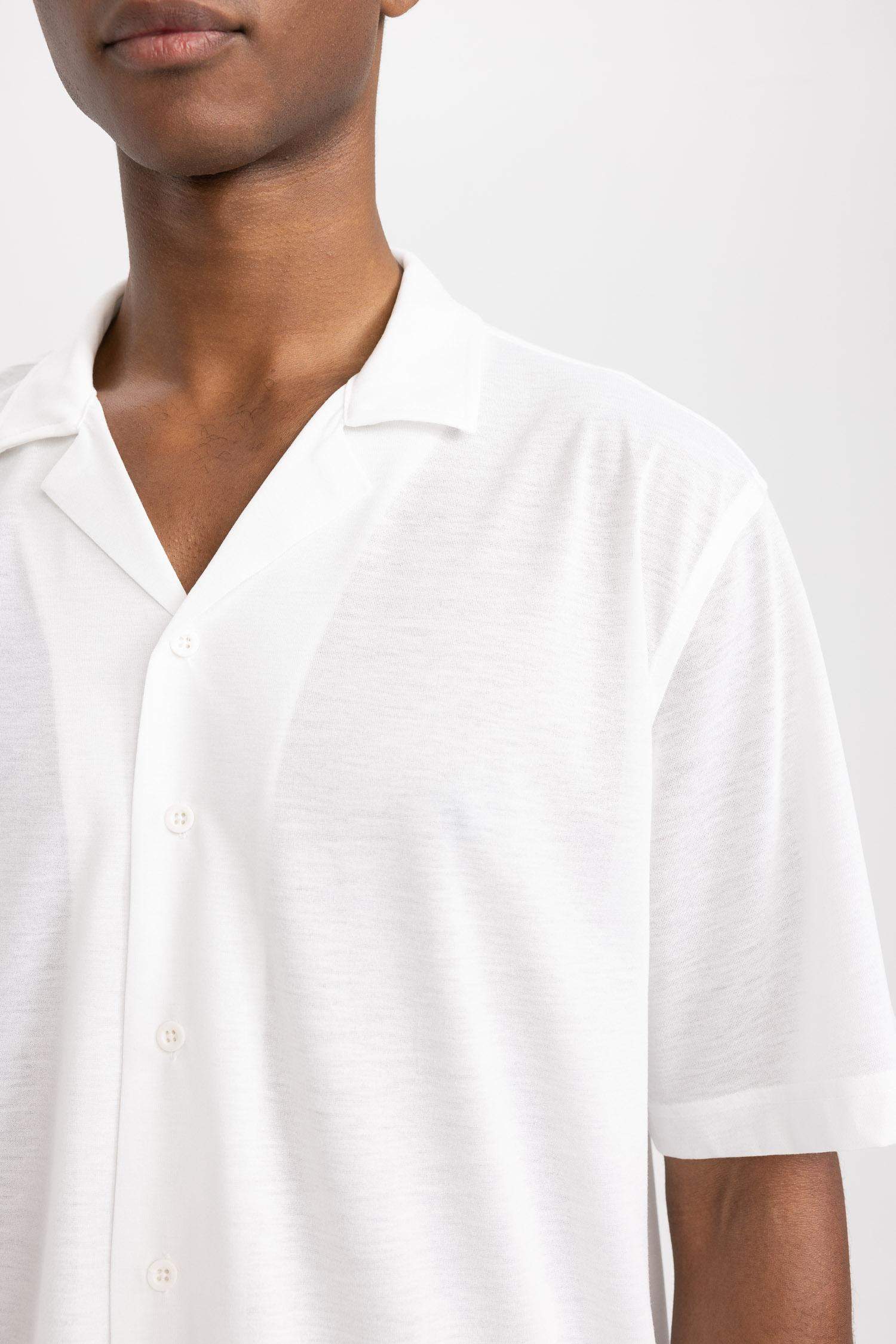 DeFactoFit Oversize Fit Apaş Yaka Sporcu Tişört