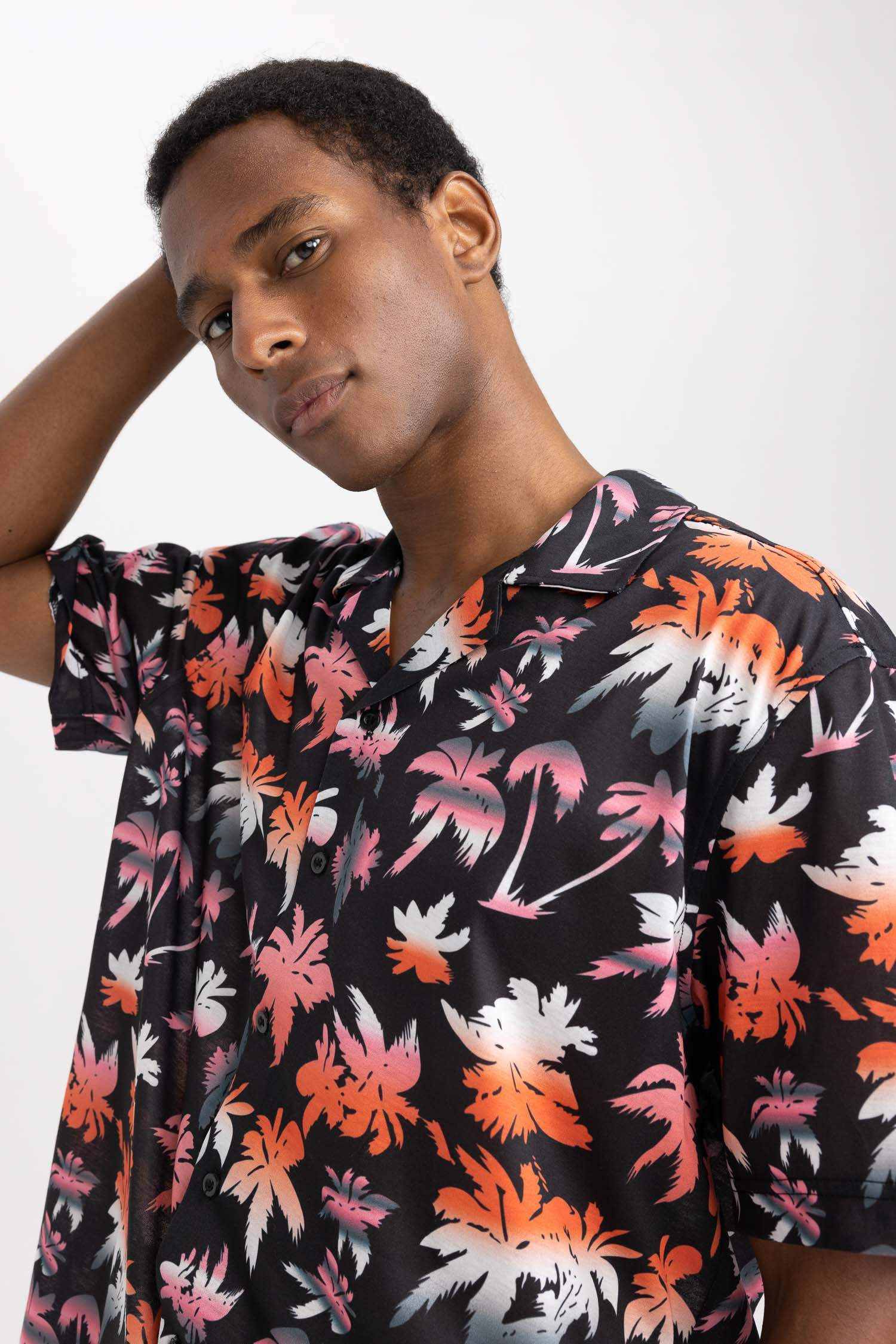 Defacto Fit Oversize Fit Polo Neck Patterned Sports T-Shirt