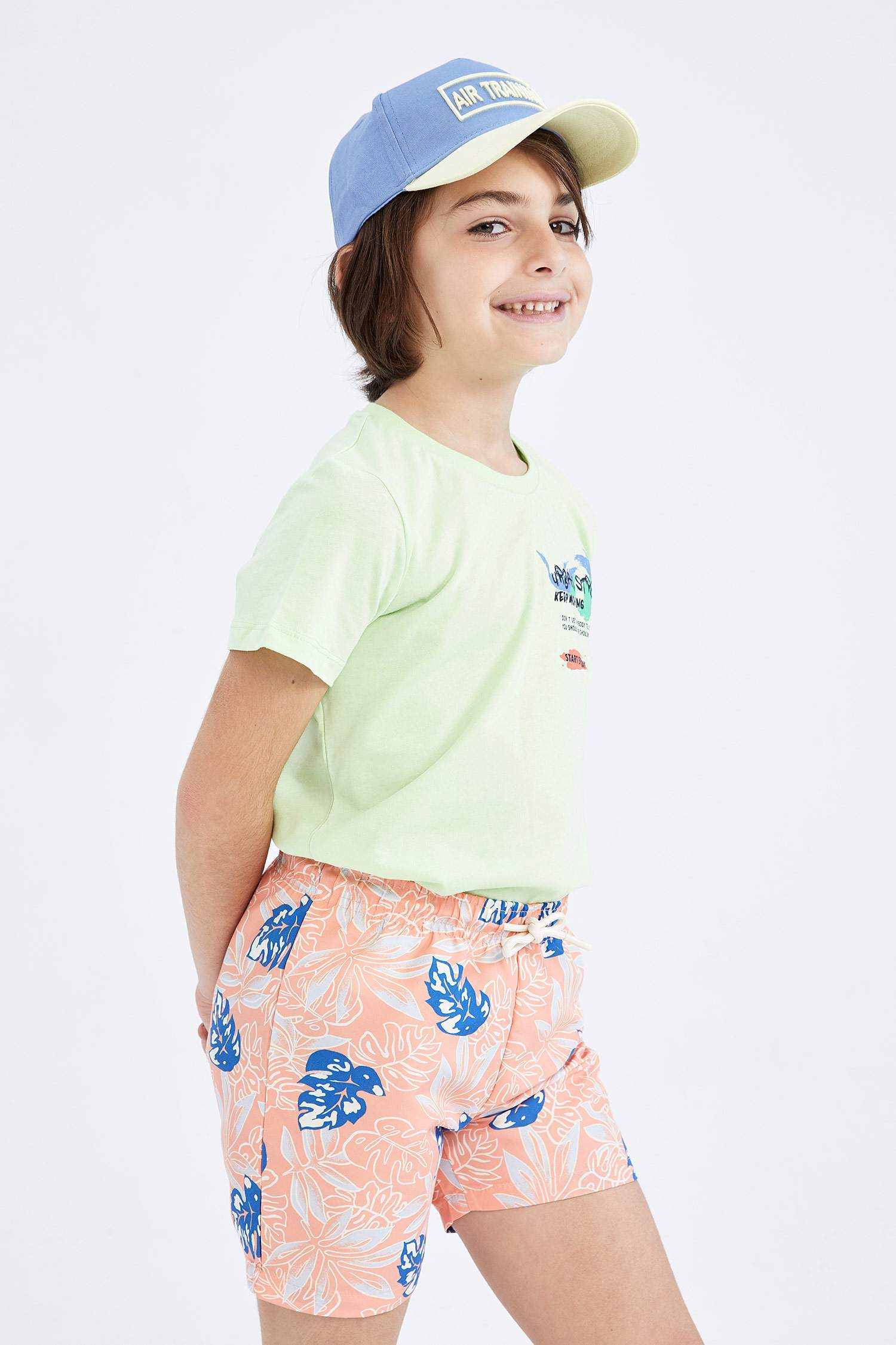 Ұлдарға Тоқымалы жүзу шолақ шалбар