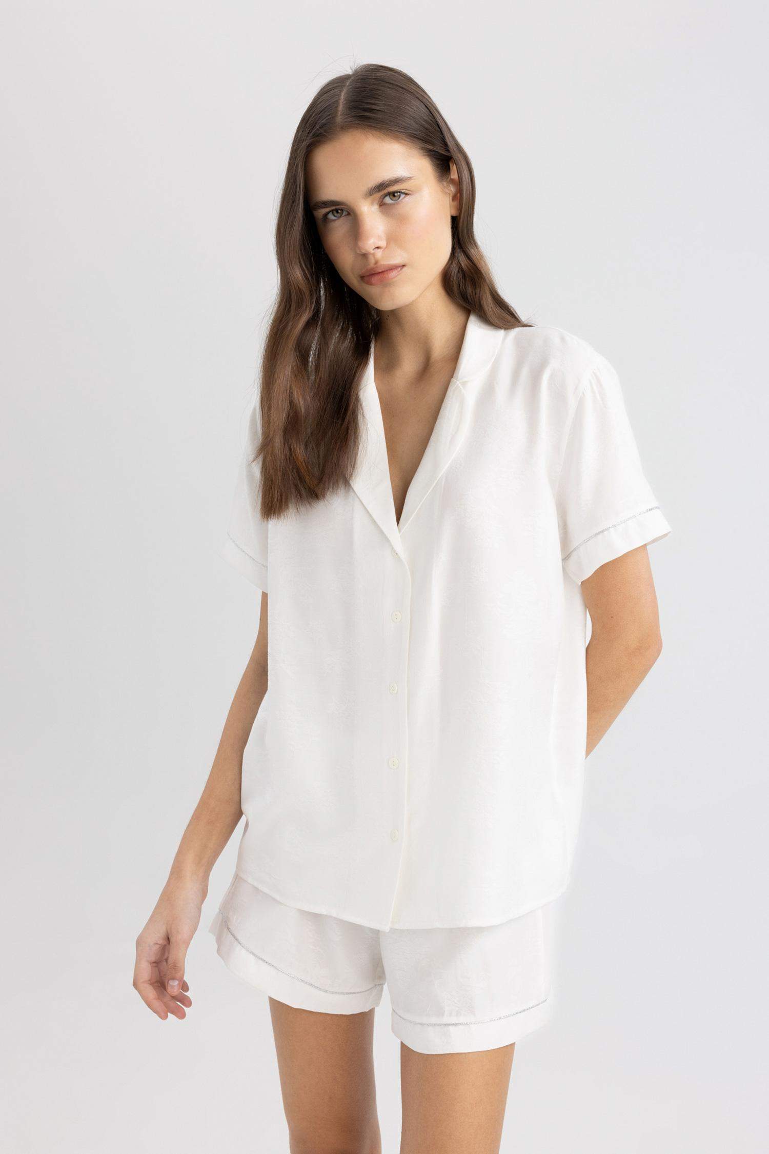 بلوزة بيجاما ابيض قصة عادية